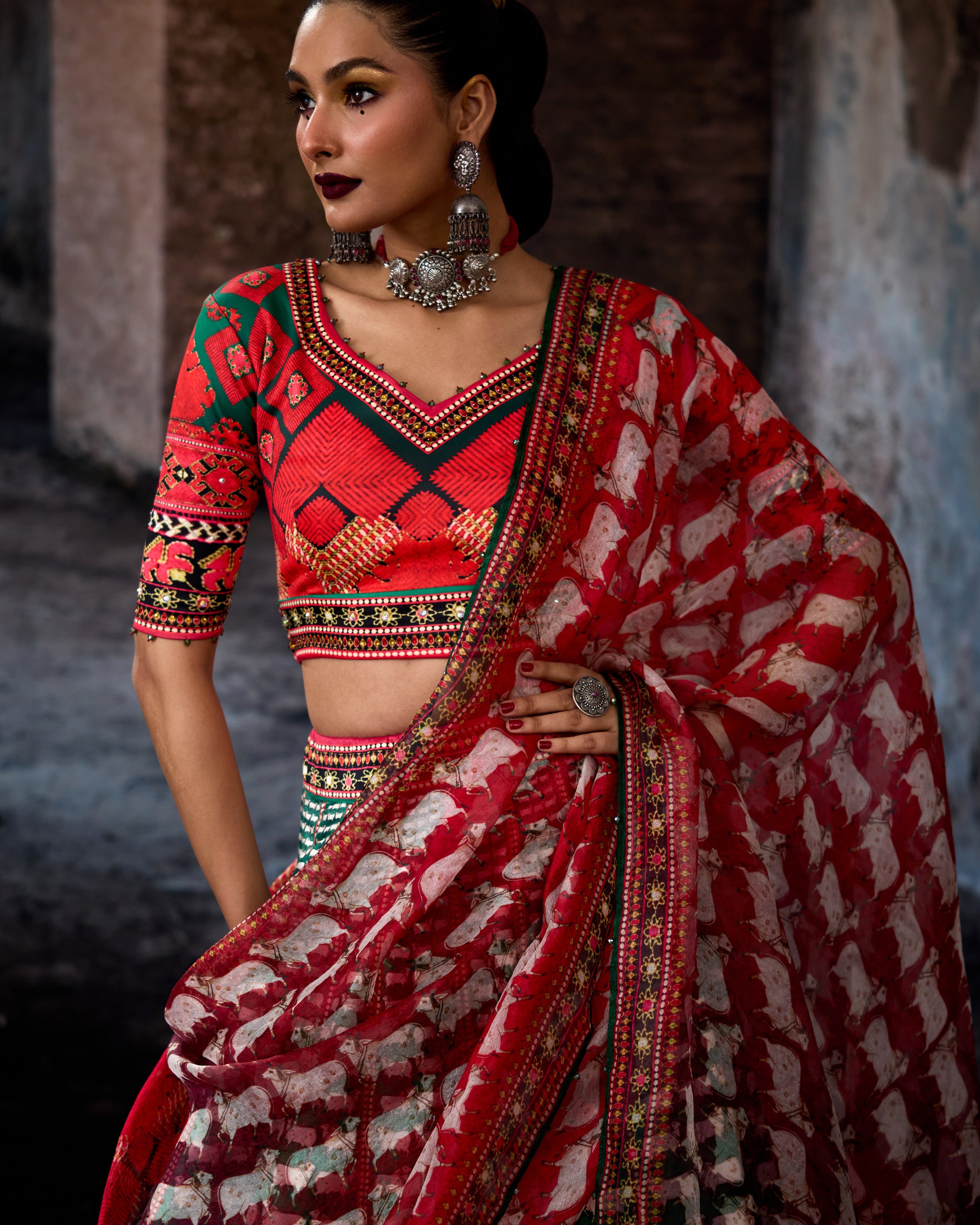 Bethari : Leela - Emerald/Red