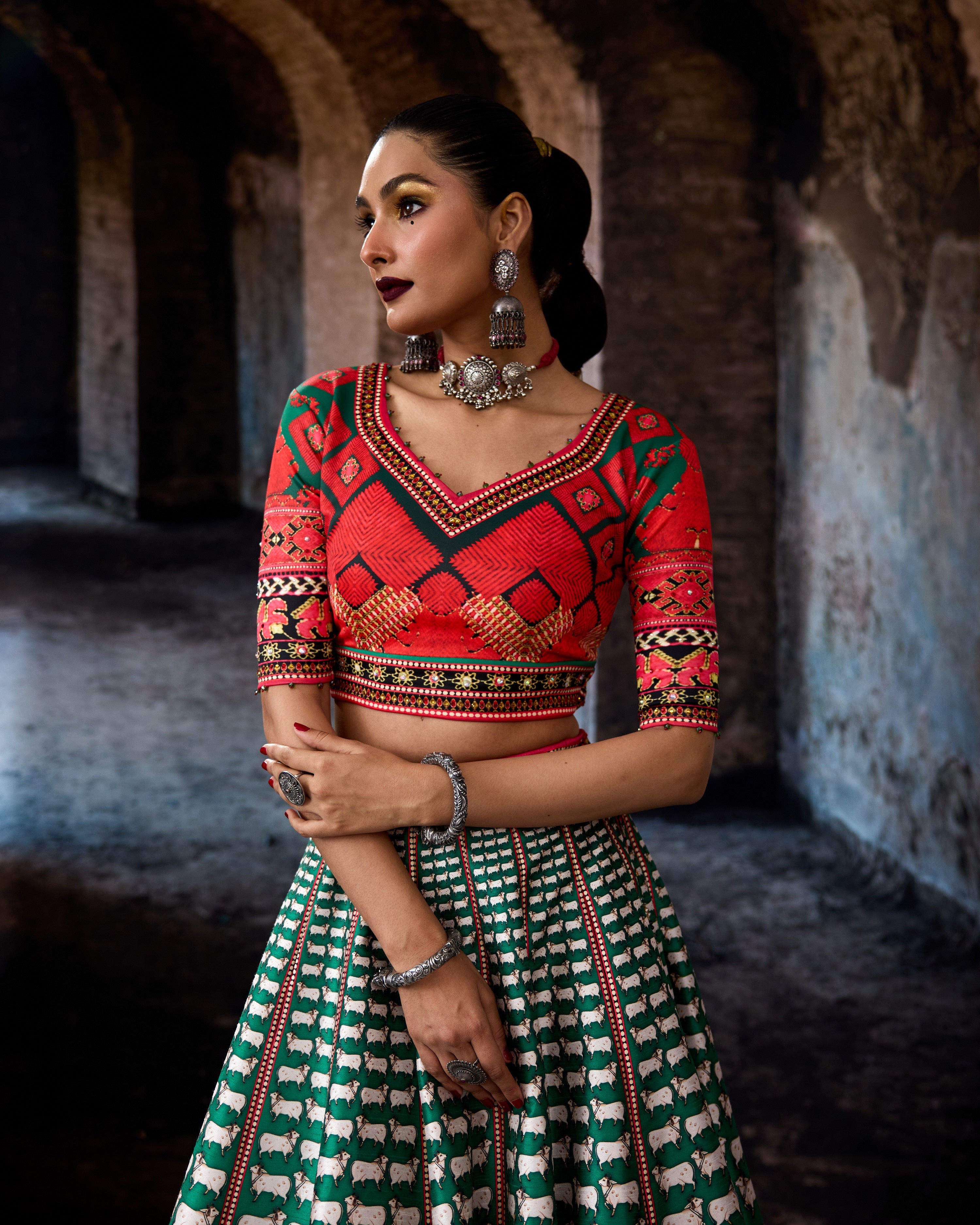 Bethari : Leela - Emerald/Red