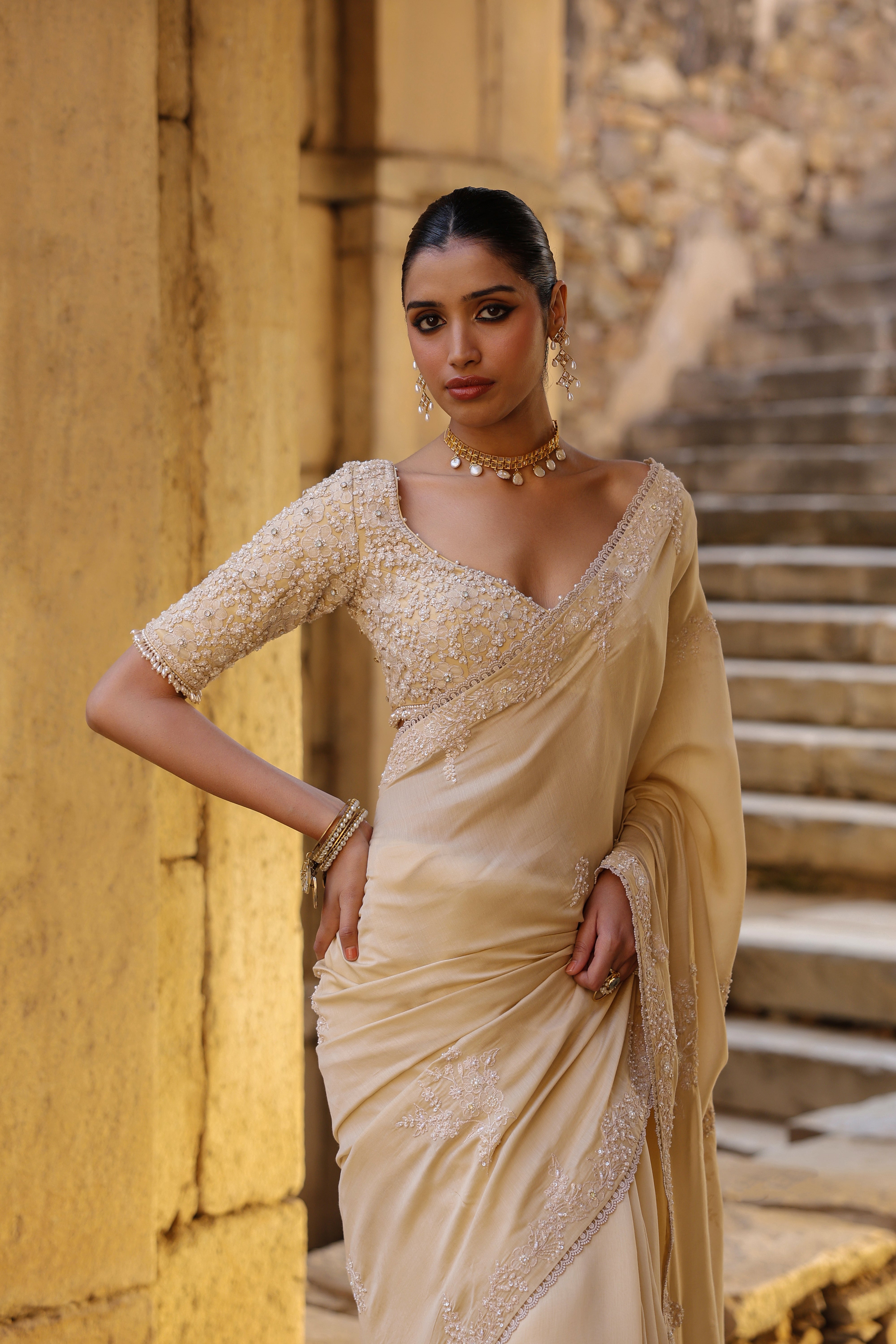 Vaayu Beige Bail Buti Saree Set
