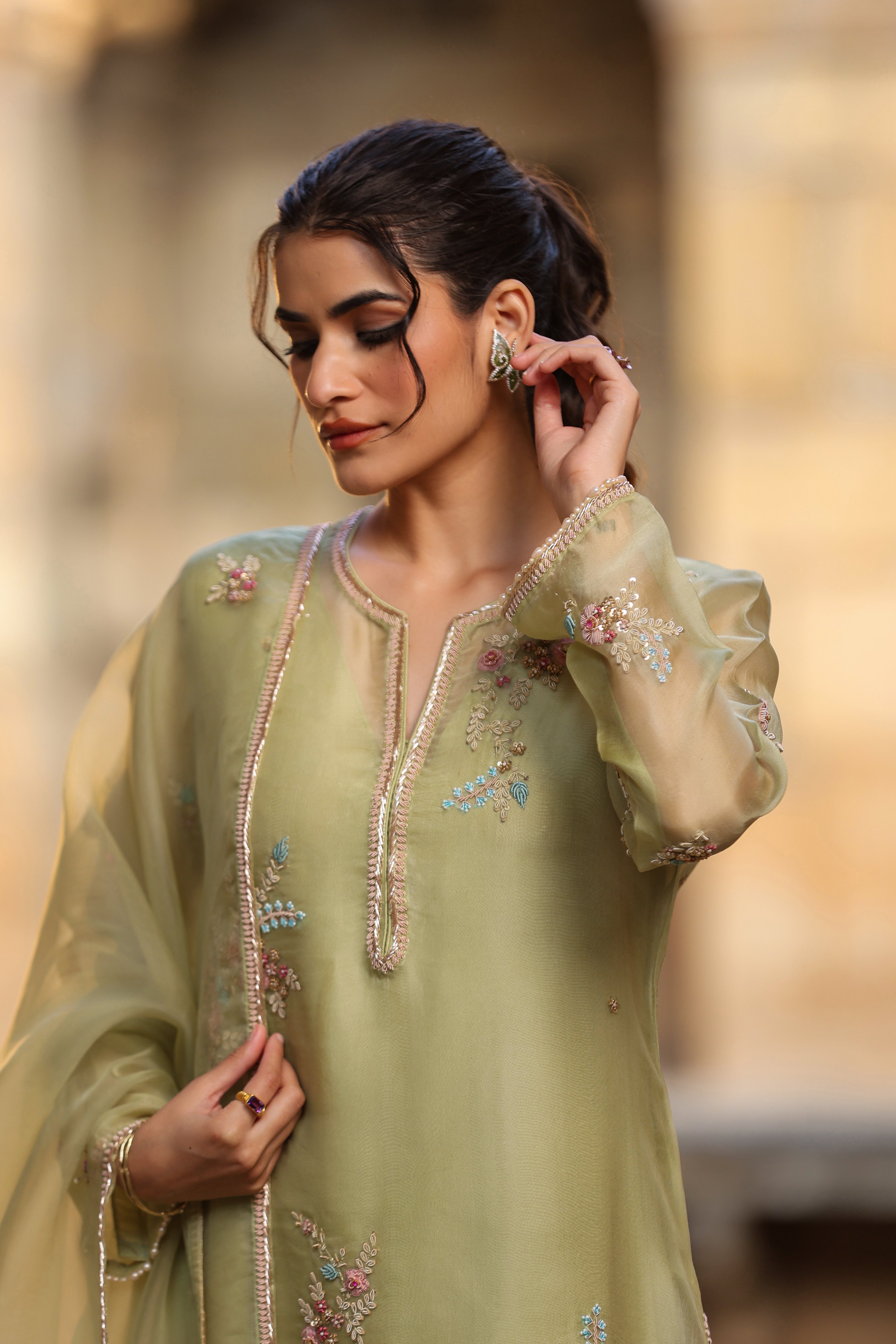 Vaayu Green Phool Kurta Set