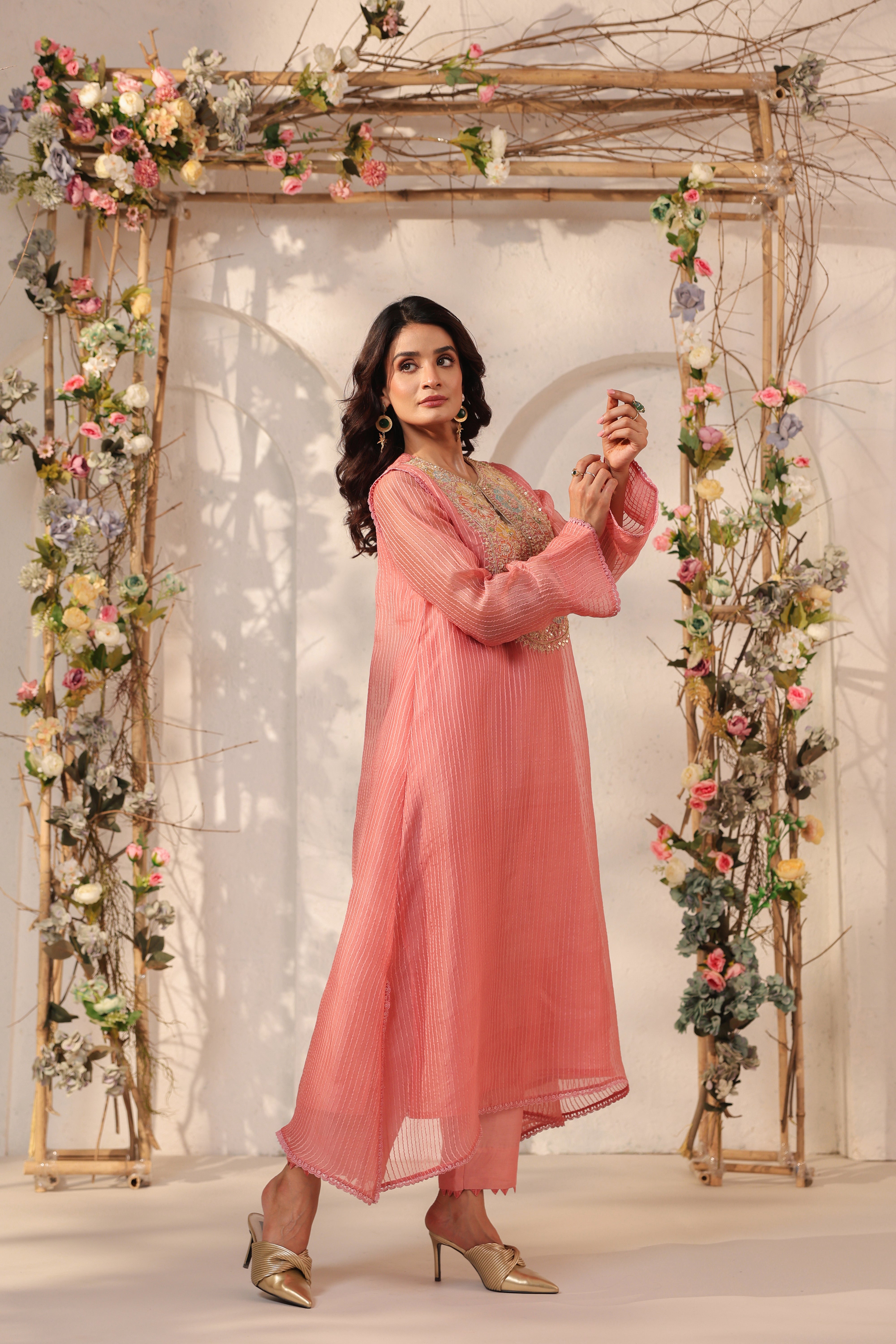 Vaayu Pink Applique Yoke Kurta Set