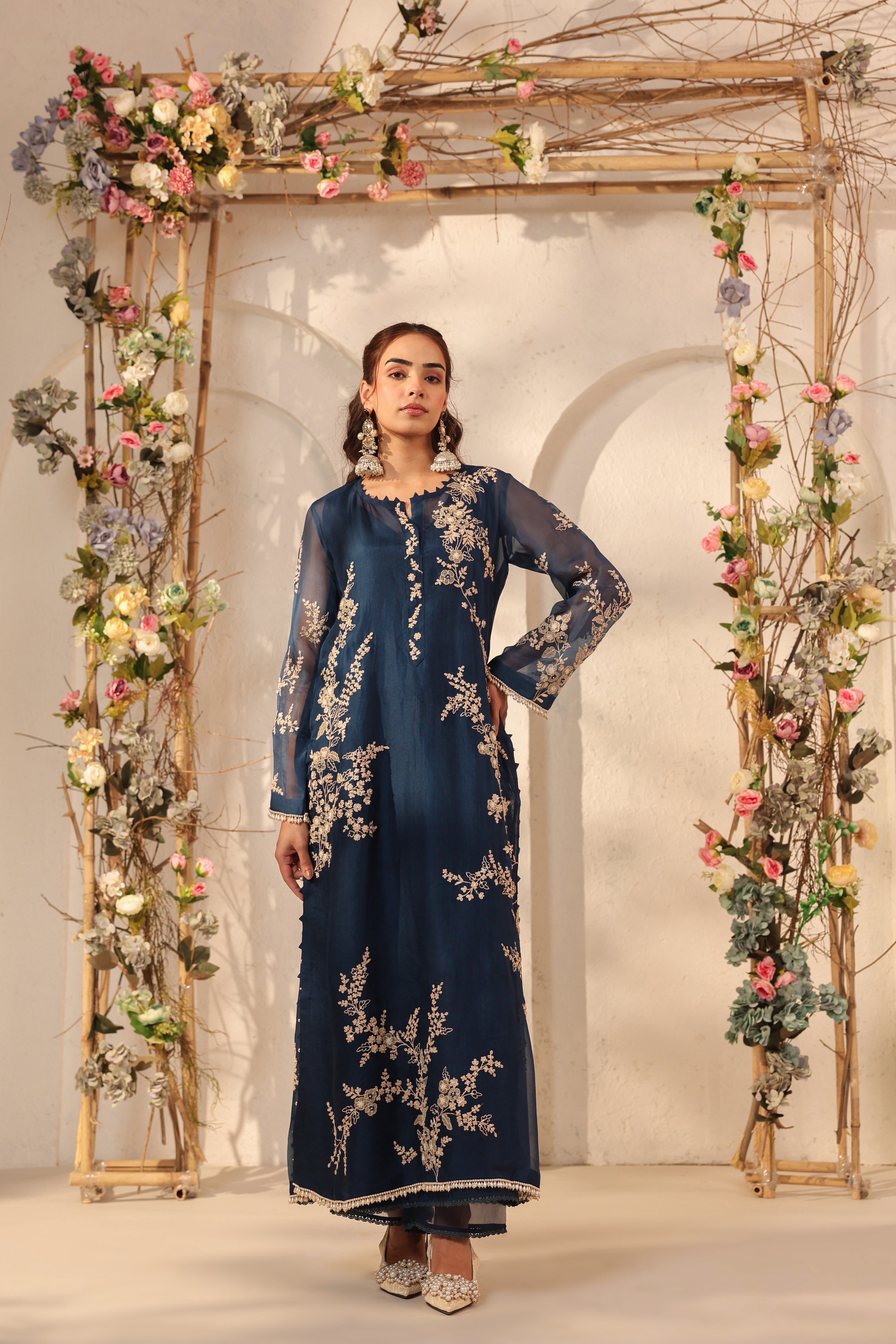 Vaayu Dark Blue Jaal Straight kurta Set