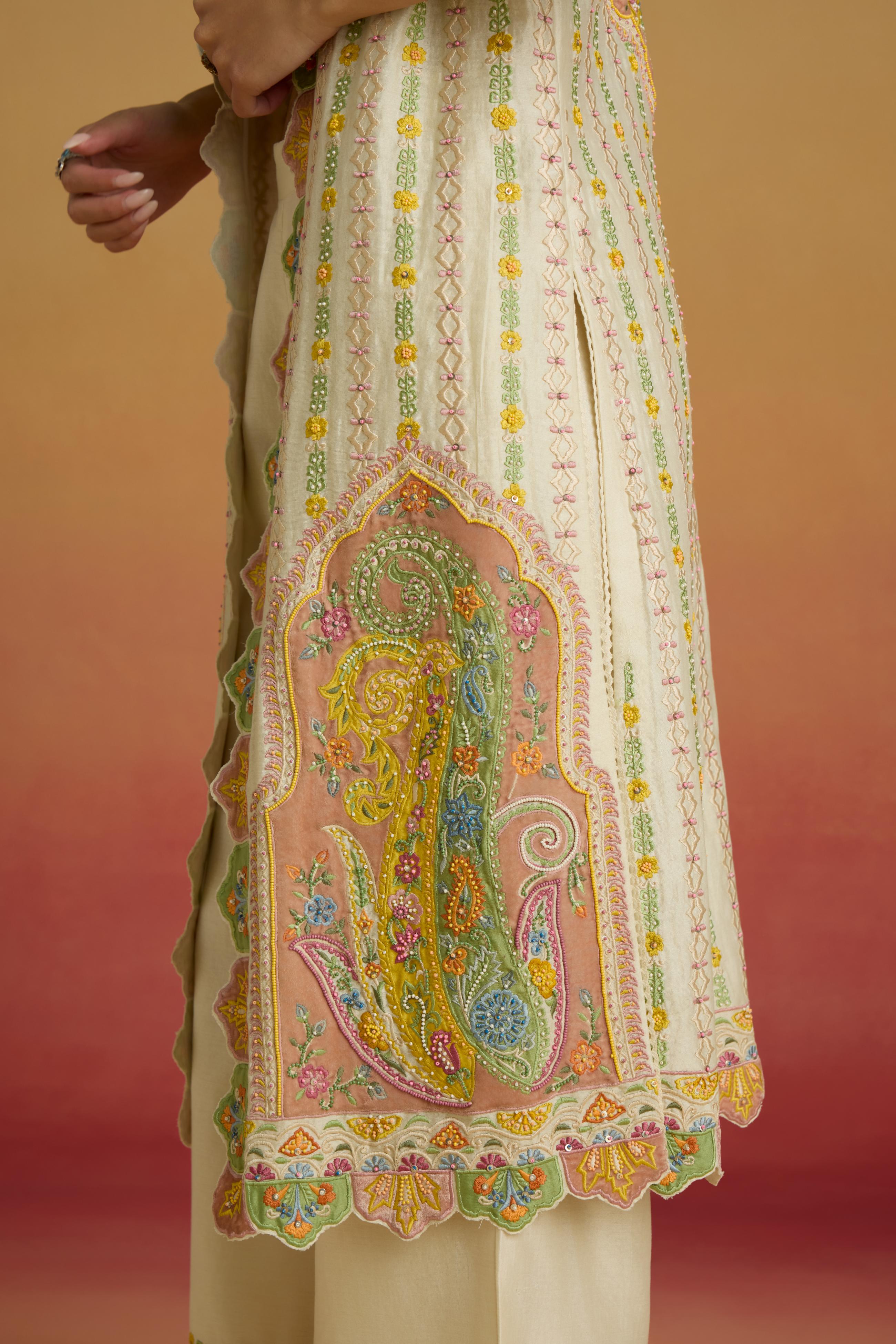 IVORY APPLIQUE STRIPED LONG JACKET