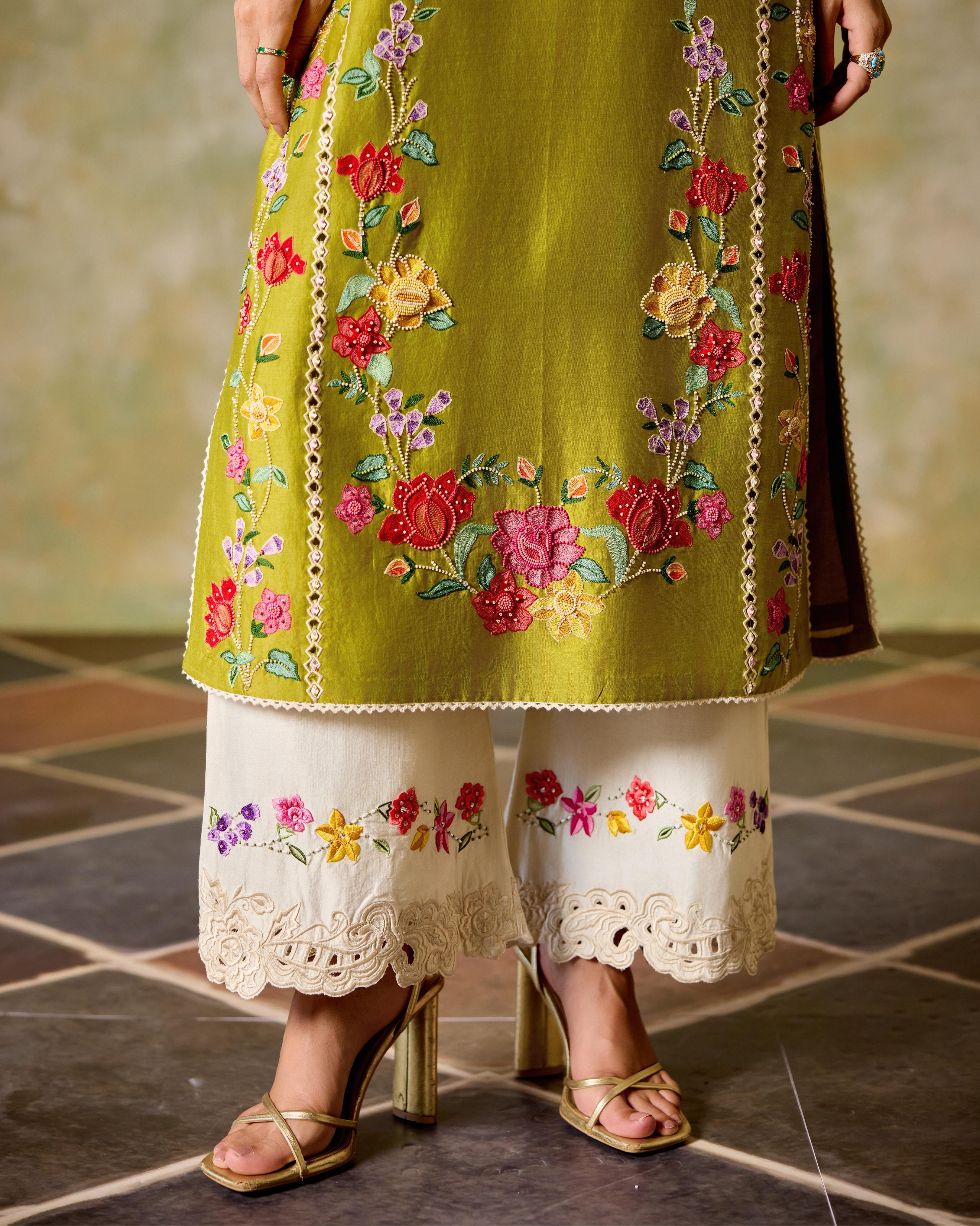 OLIVE AND IVORY COLOUR BLOCK KURTA WITH IVORY EMBROIDERED PANTS