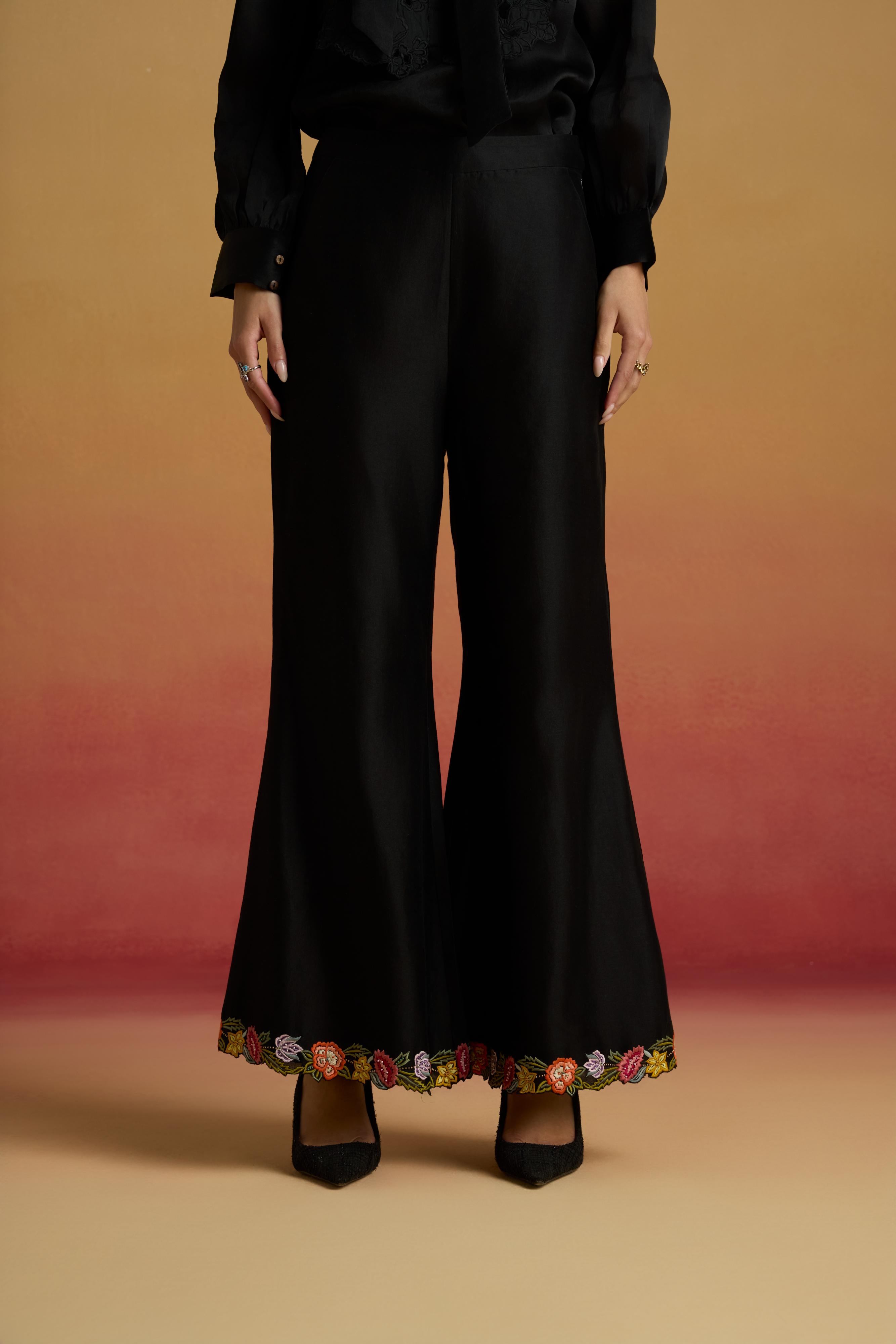 BLACK FLORAL BELL BOTTOM PANTS