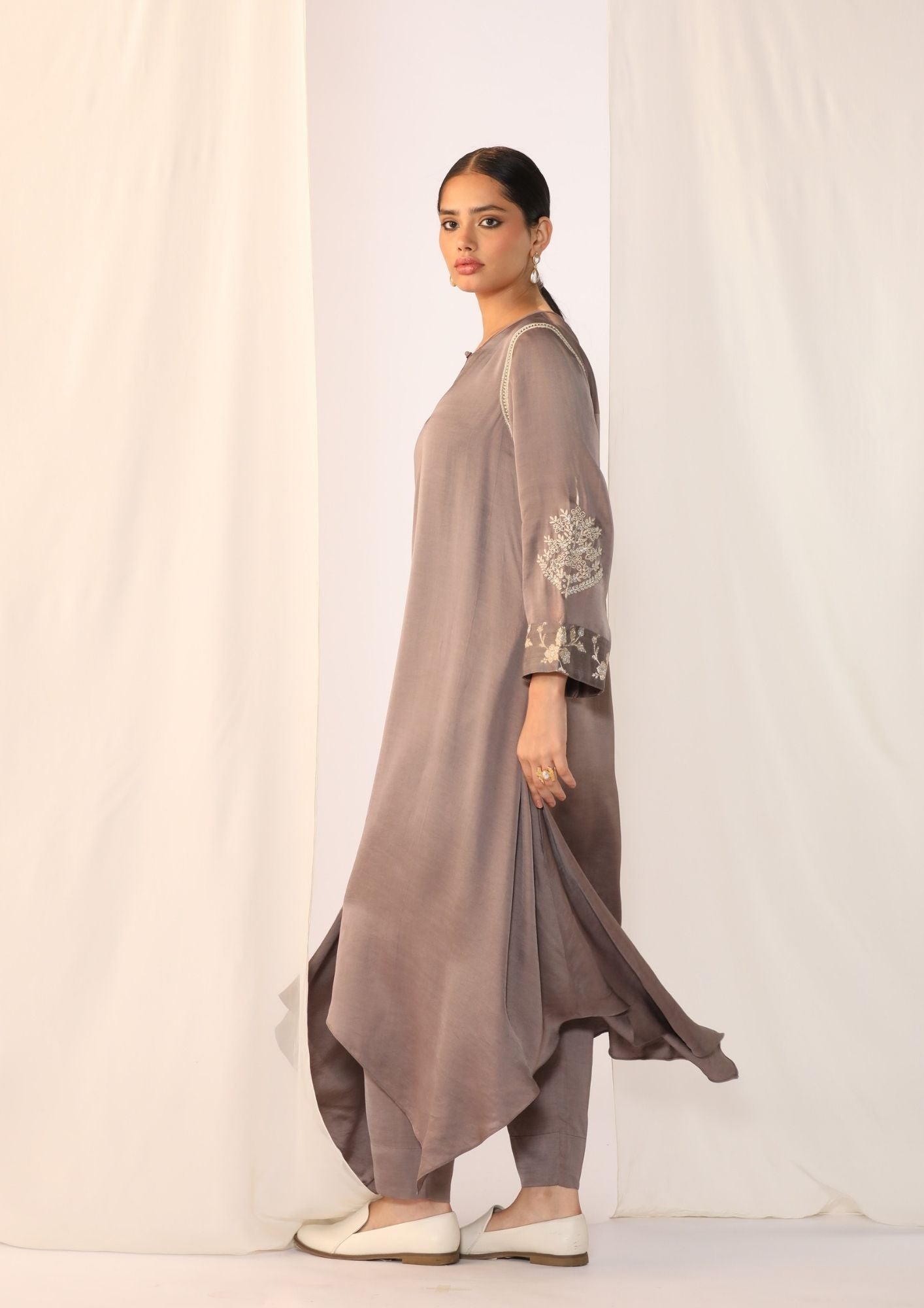 Linen Satin Keyhole Kurta With Delicate Handwork Paired With Slim Pants