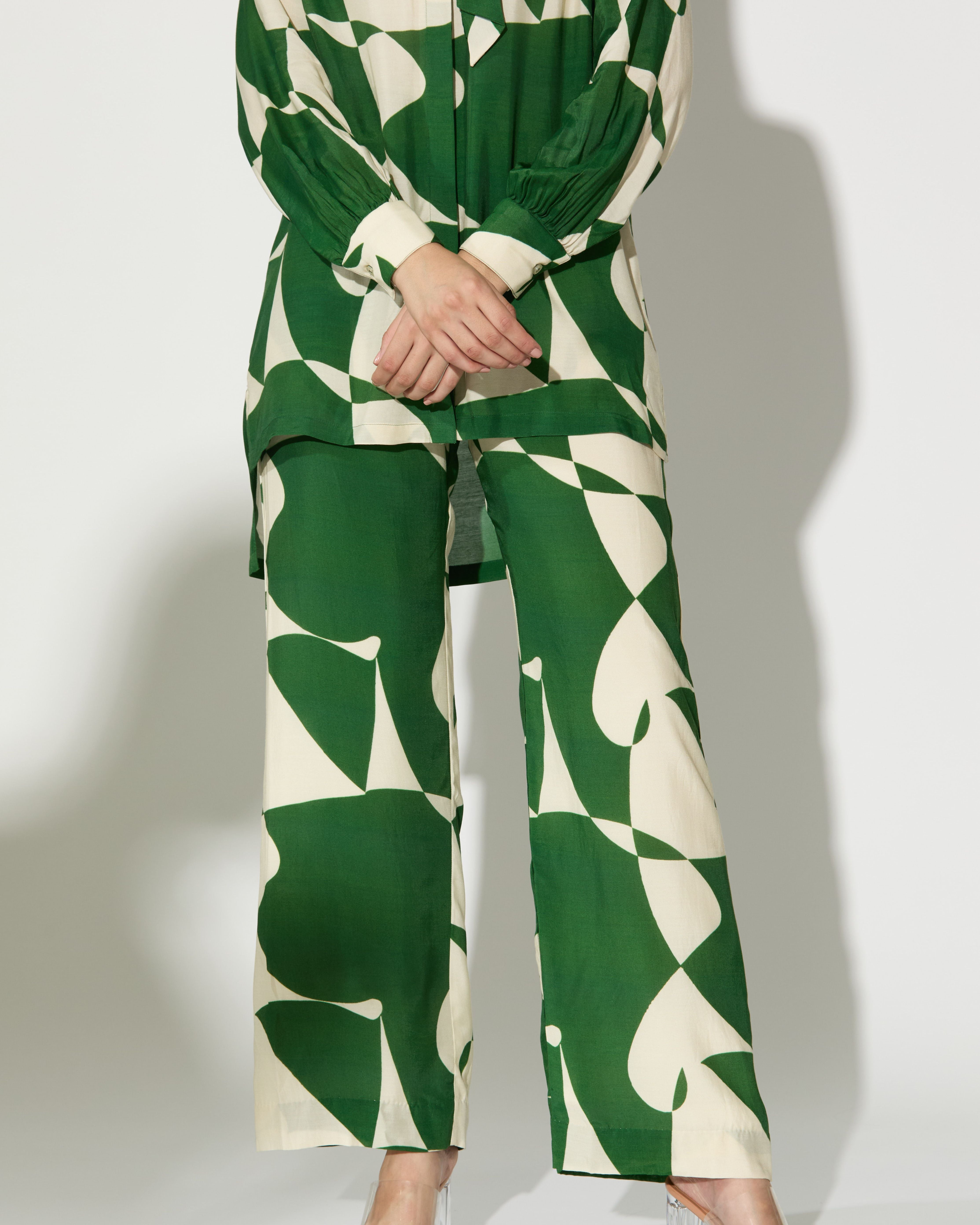 GREEN AND WHITE ABSTRACT PANTS
