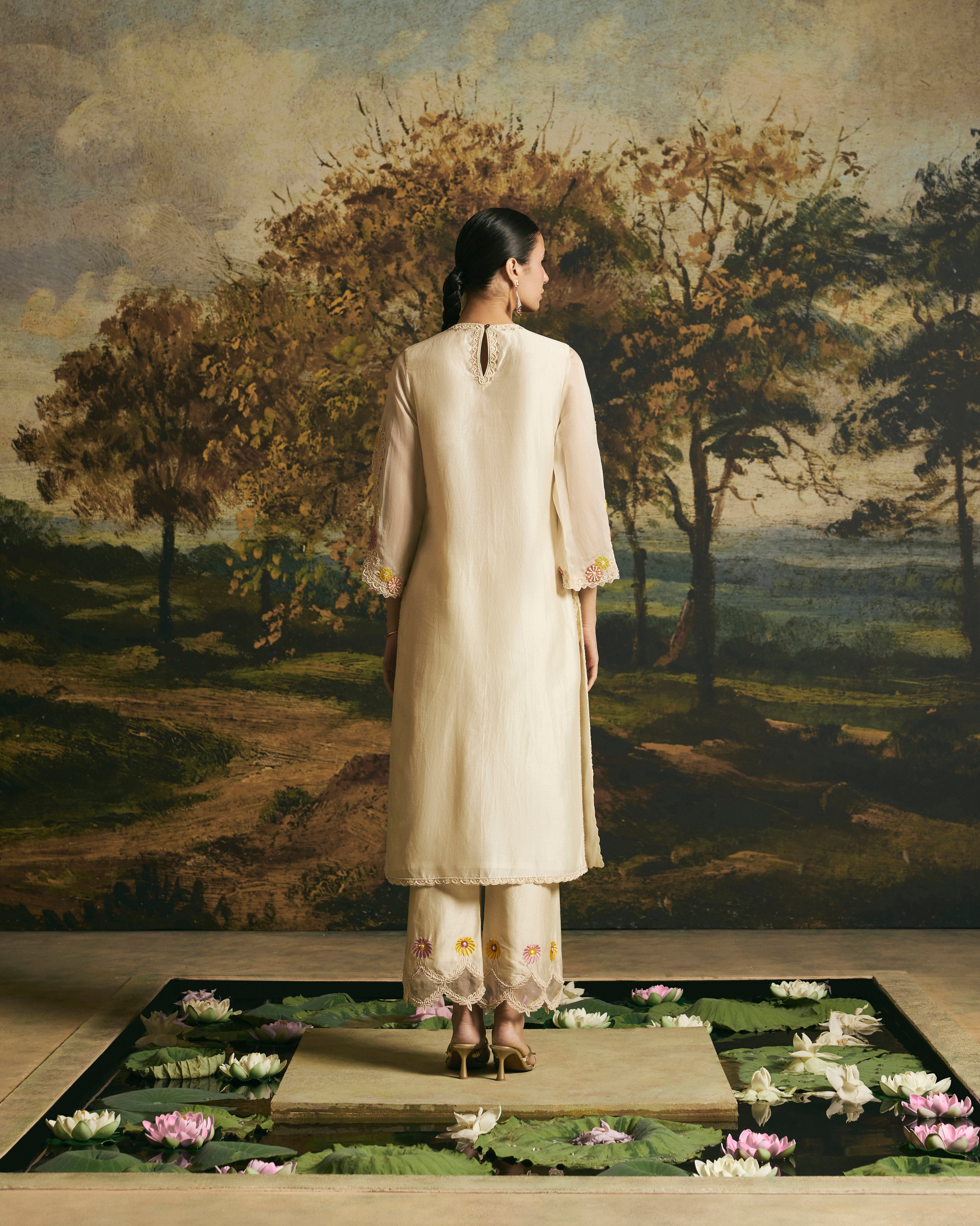 IVORY BEADWORK PANELLED KURTA WITH PANTS