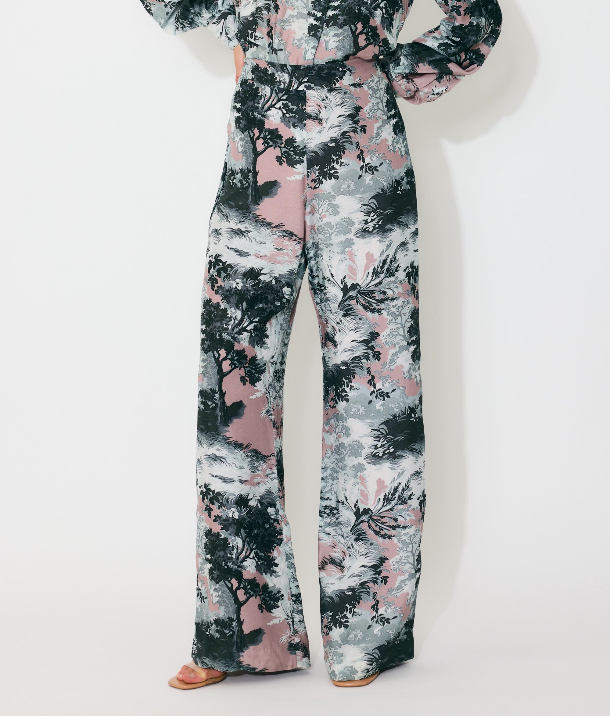 PINK, GREY AND WHITE TOILE PRINT PANTS