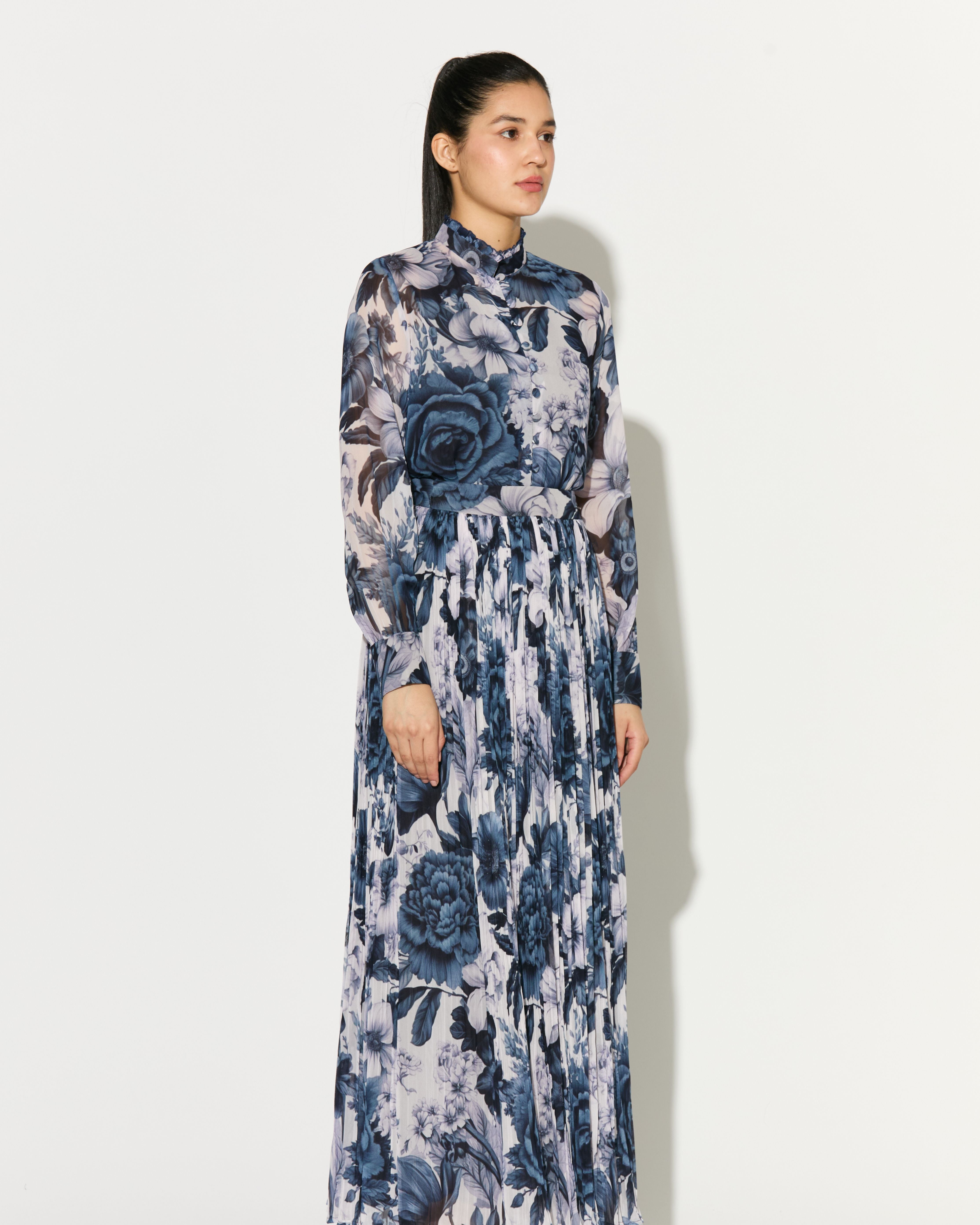 WHITE AND BLUE FLORAL FRILL COLLAR SHIRT