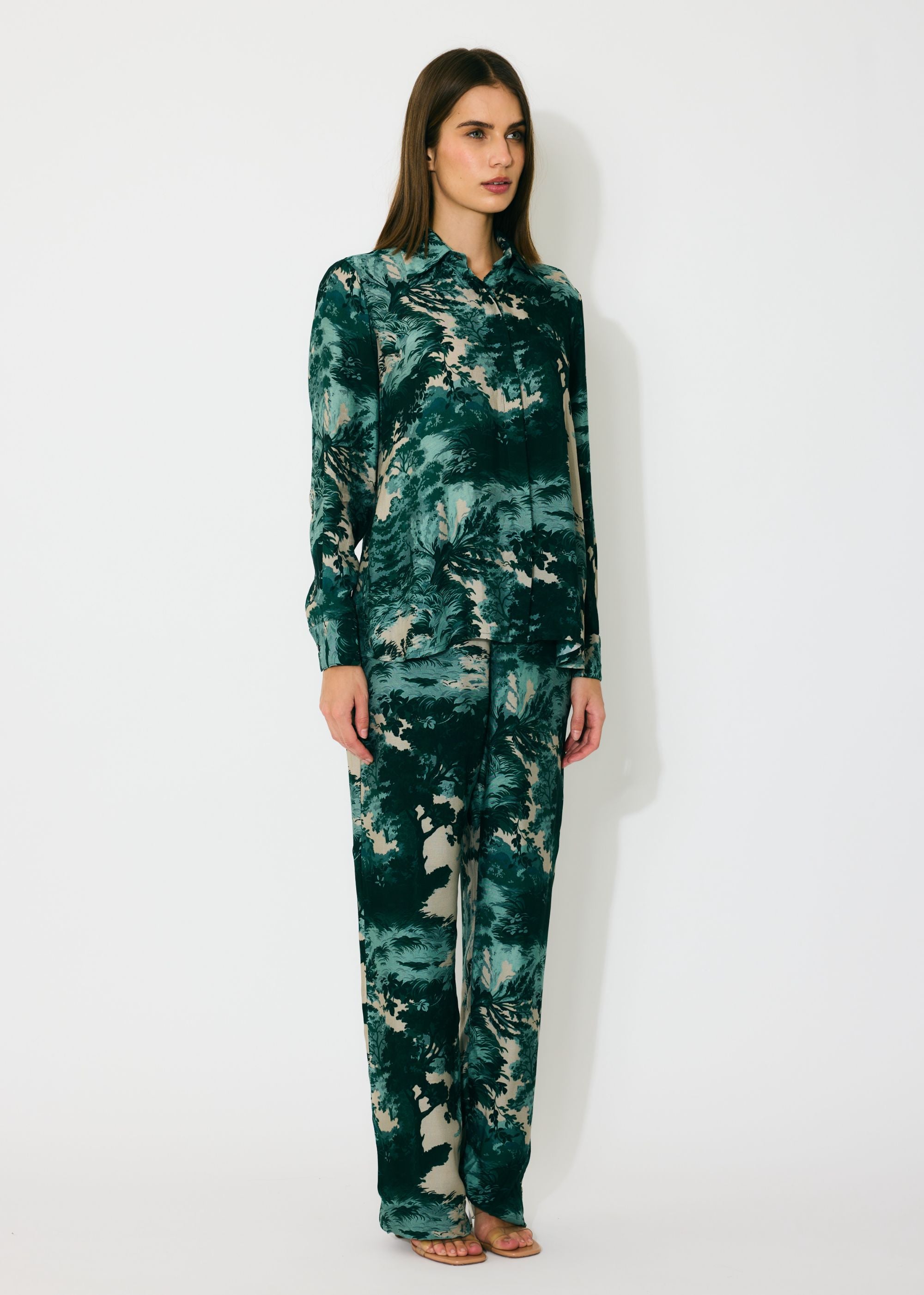 DARK GREEN, MINT AND BEIGE TOIL PRINT SHIRT