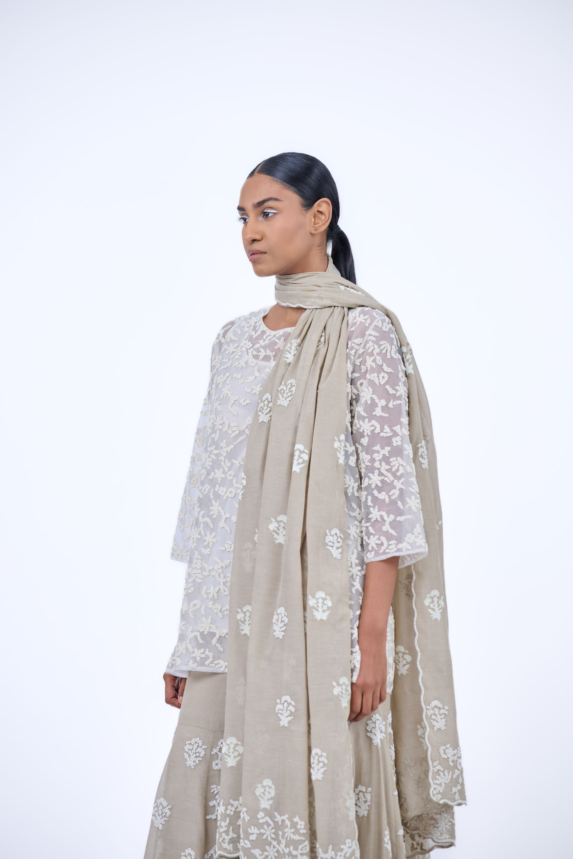 Ecru Ec Silk Organza Cape