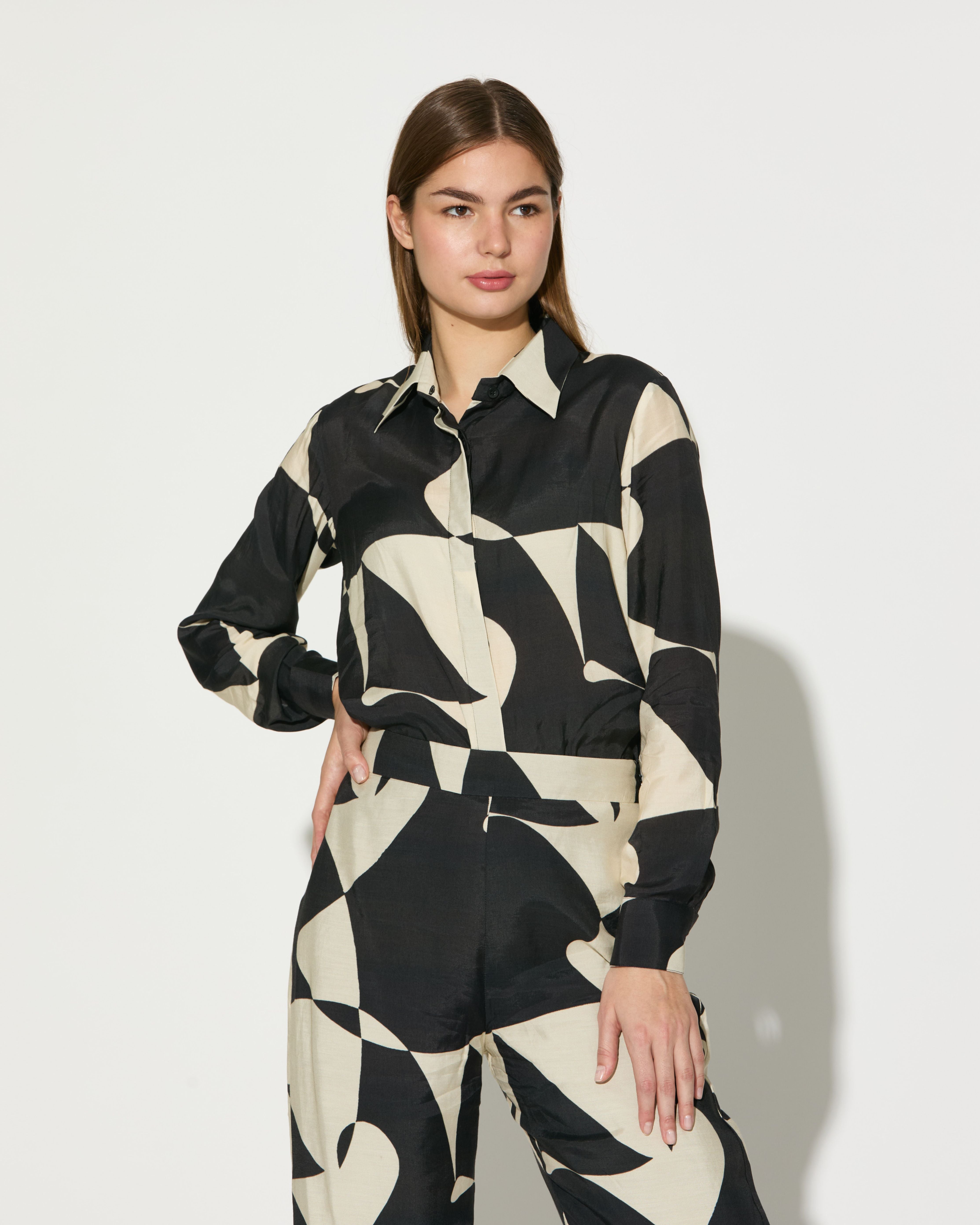 BLACK AND WHITE ABSTRACT PANTS