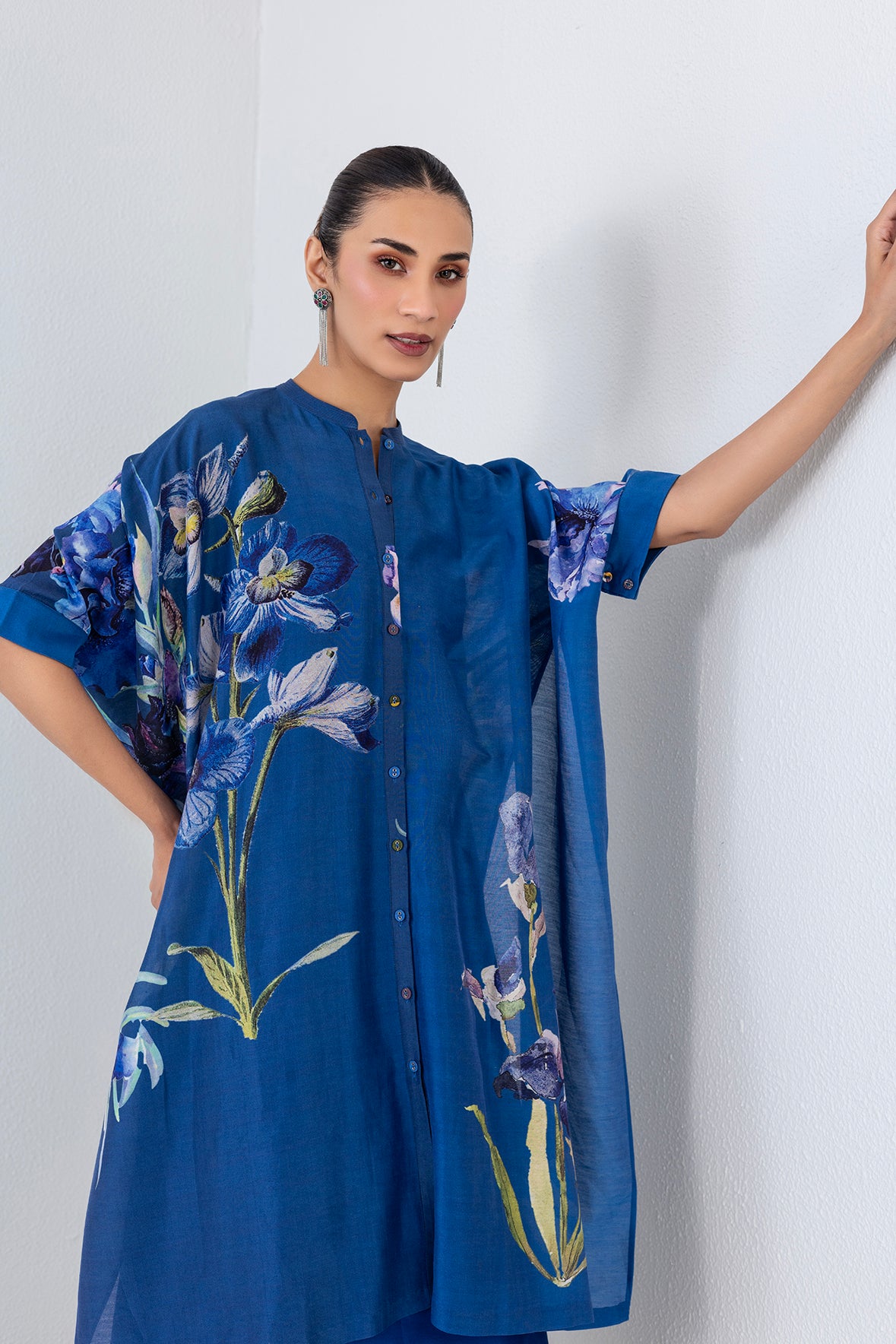 Blue Lagoon Silk Chanderi Floral Printed Kaftaan Set (2 Pcs)