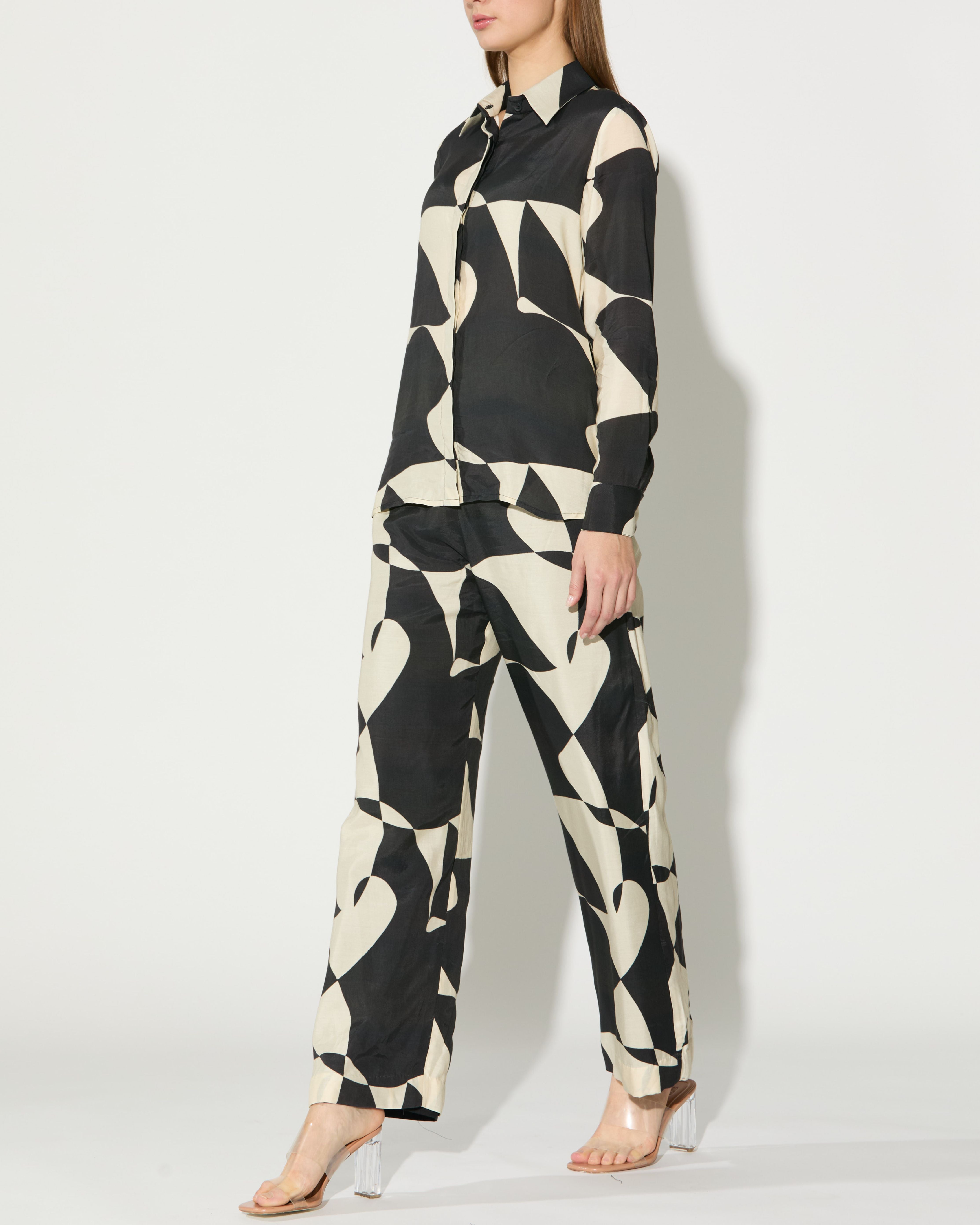 BLACK AND WHITE ABSTRACT PANTS