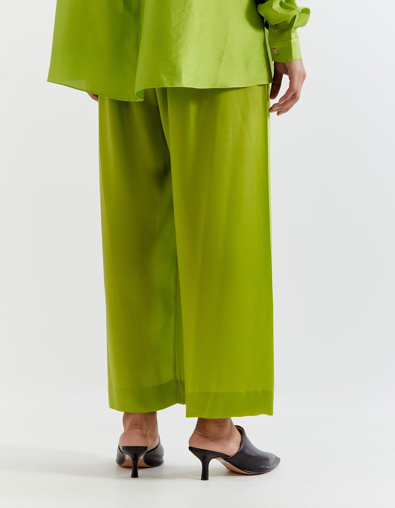 https://cdn.shopify.com/s/files/1/0614/0385/7147/files/7_f93bd64e-4b07-4133-af7c-c8fe48c45dd4.jpg?v=1747048736