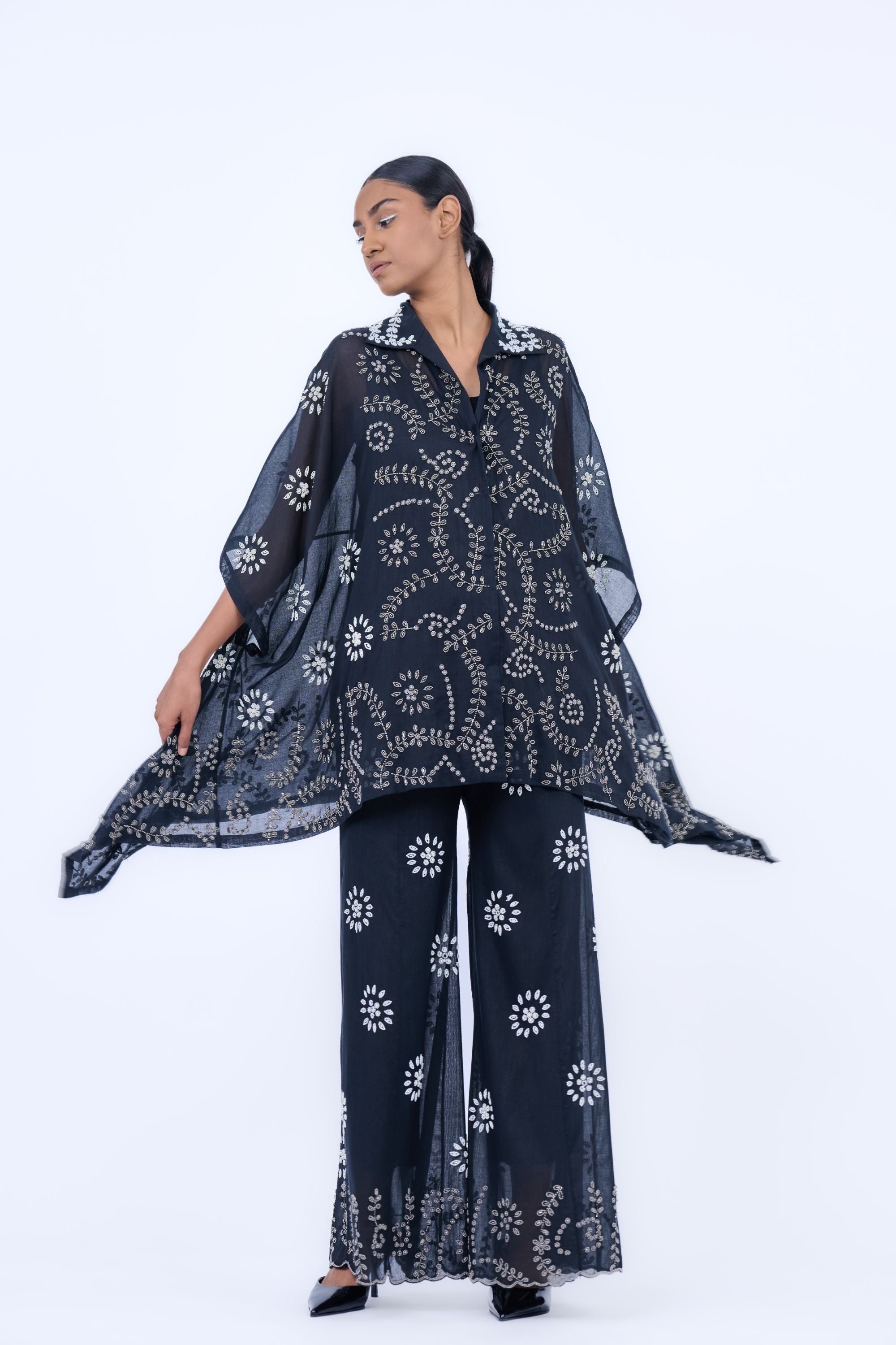 Black Slv Ec Handloom Cotton Cape