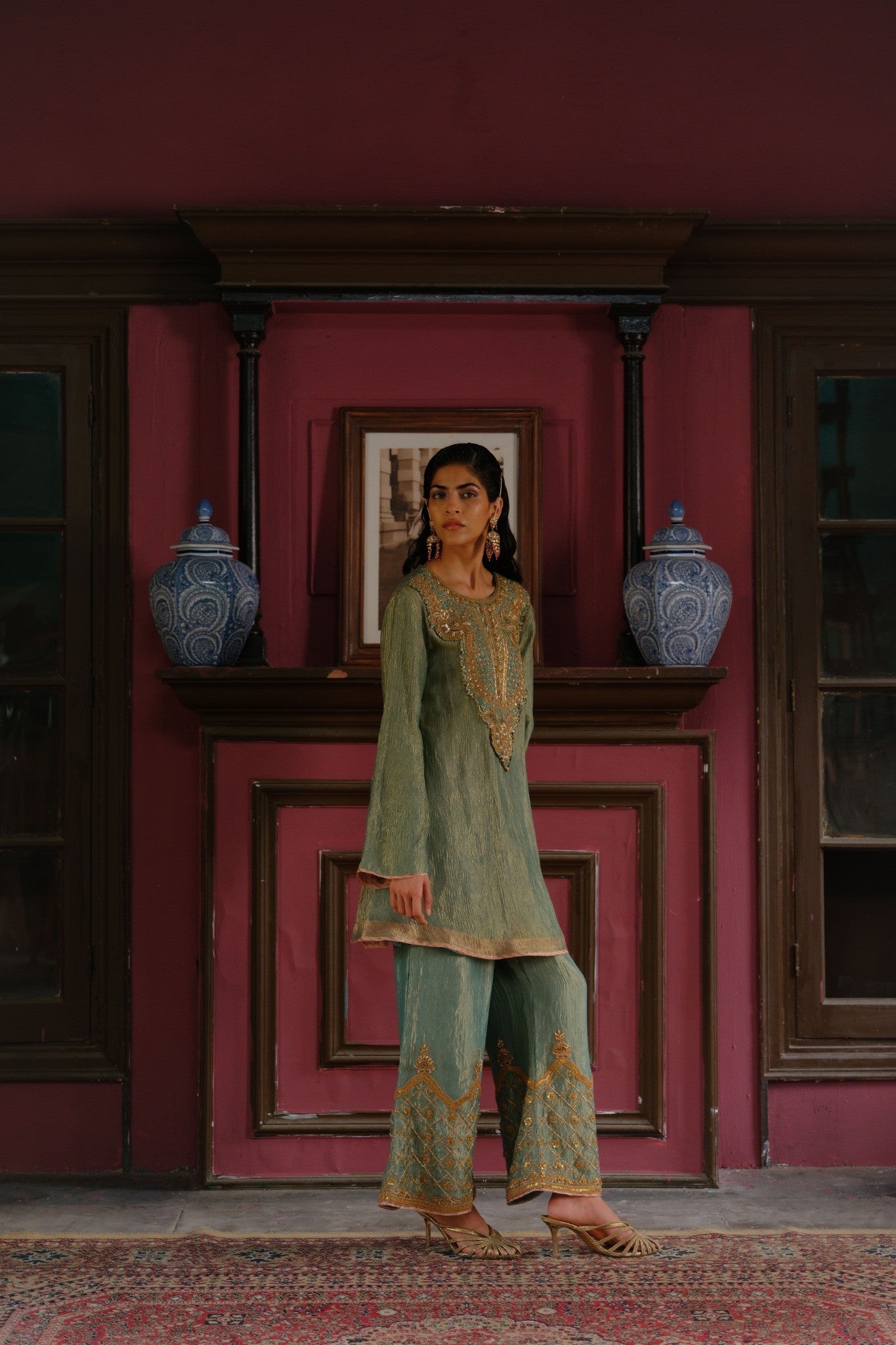 KESARI KURTA PANT DUPATTA SET
