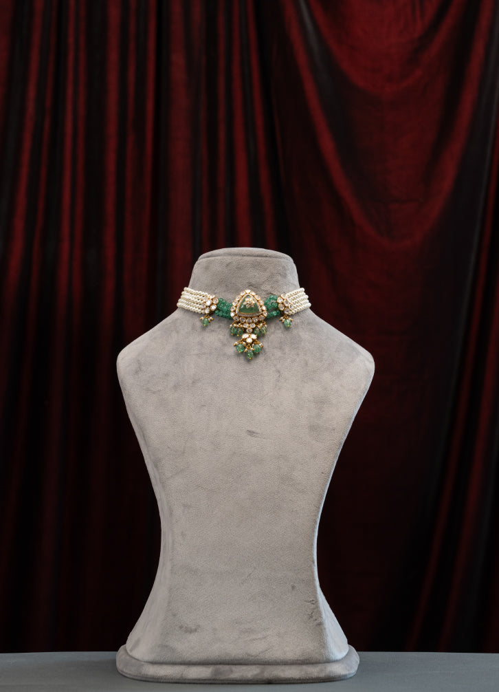 Razi Choker Set