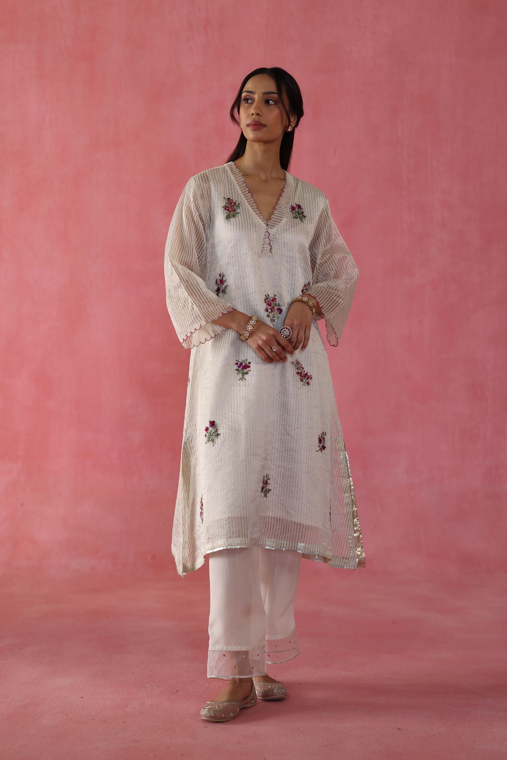 Shakkar Kurta Set