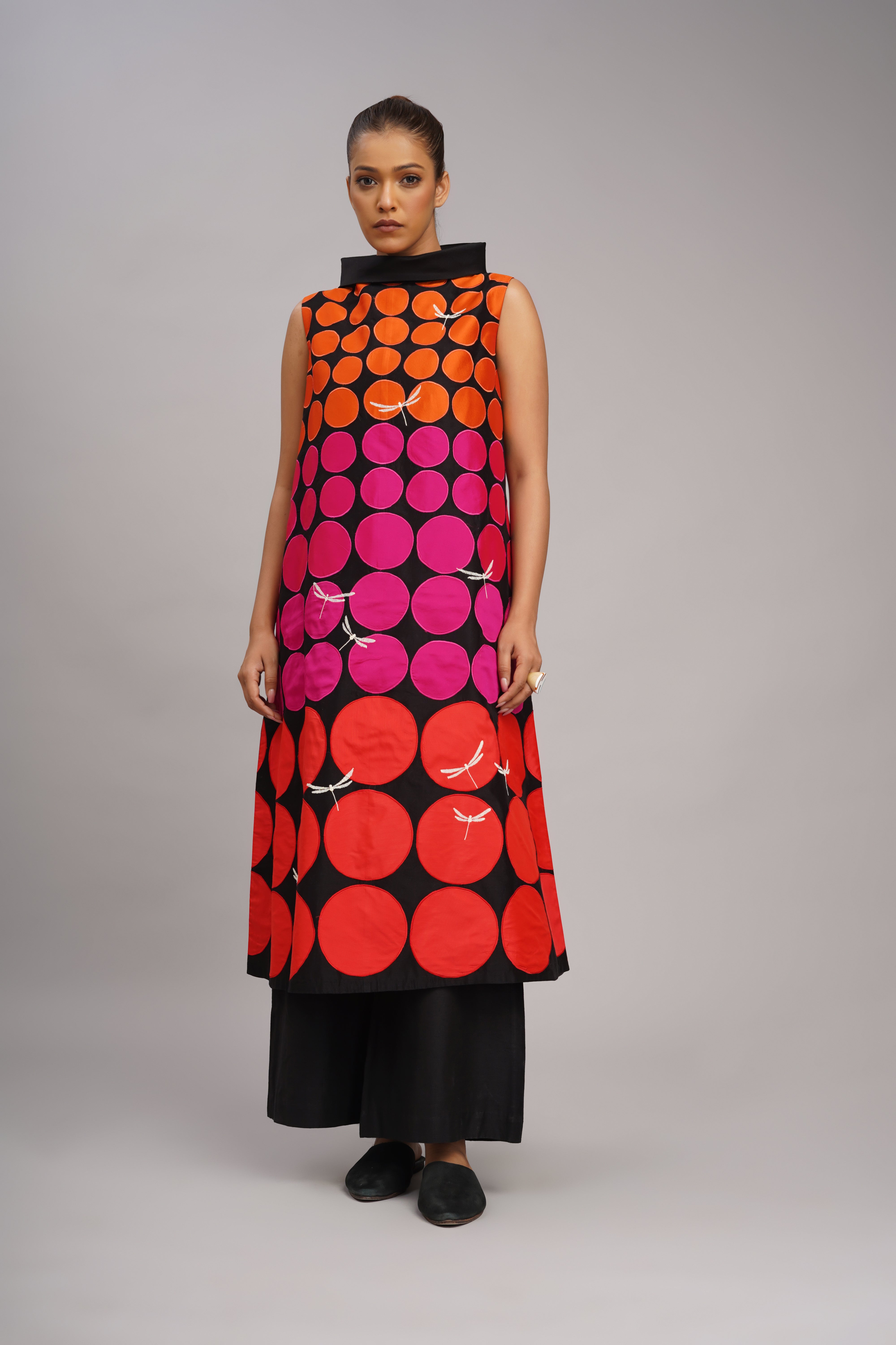 Black polka grid