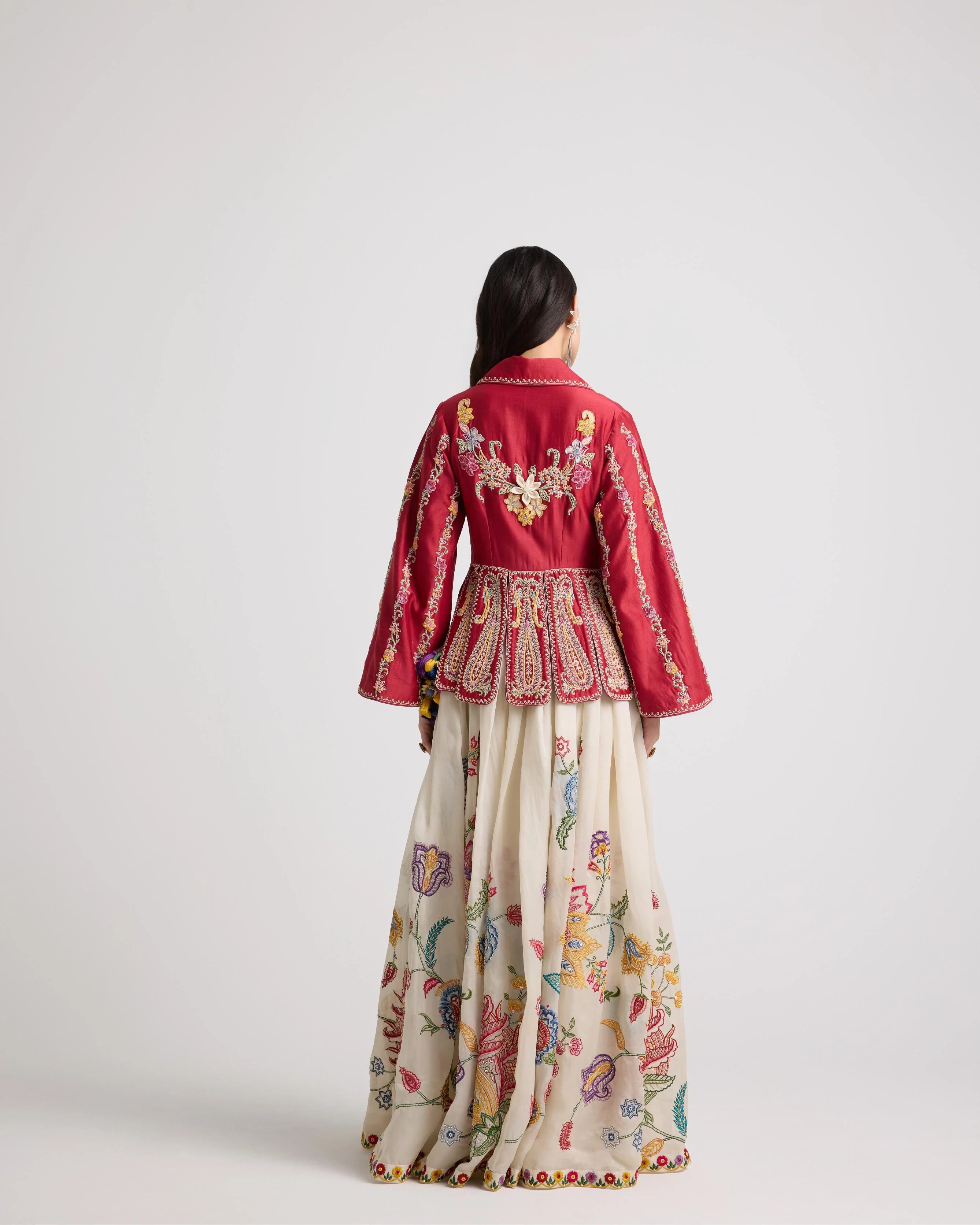 Ivory Threadwork And Beadwork Pleated Lehenga