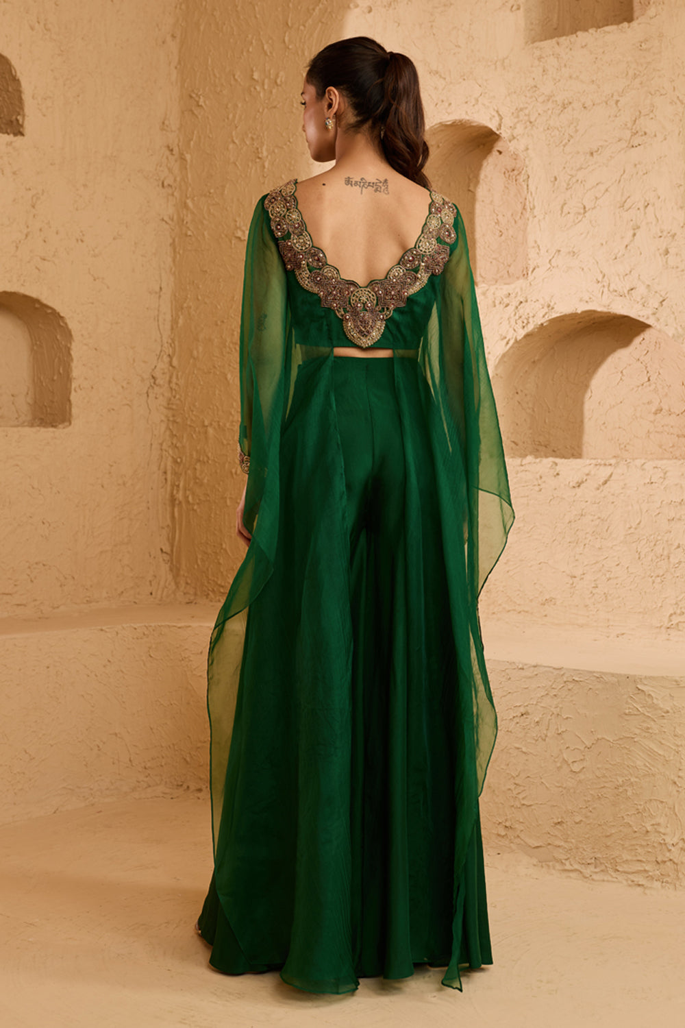 Zivah Cape Set