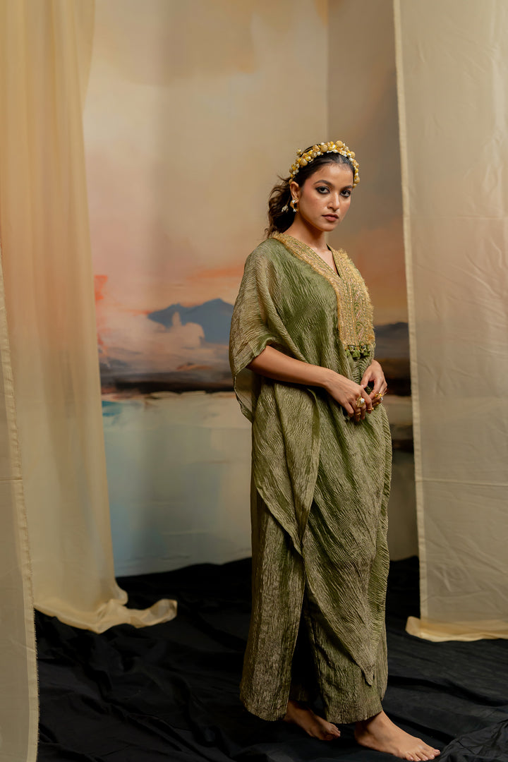 ZINAB KURTA AND PANT SET