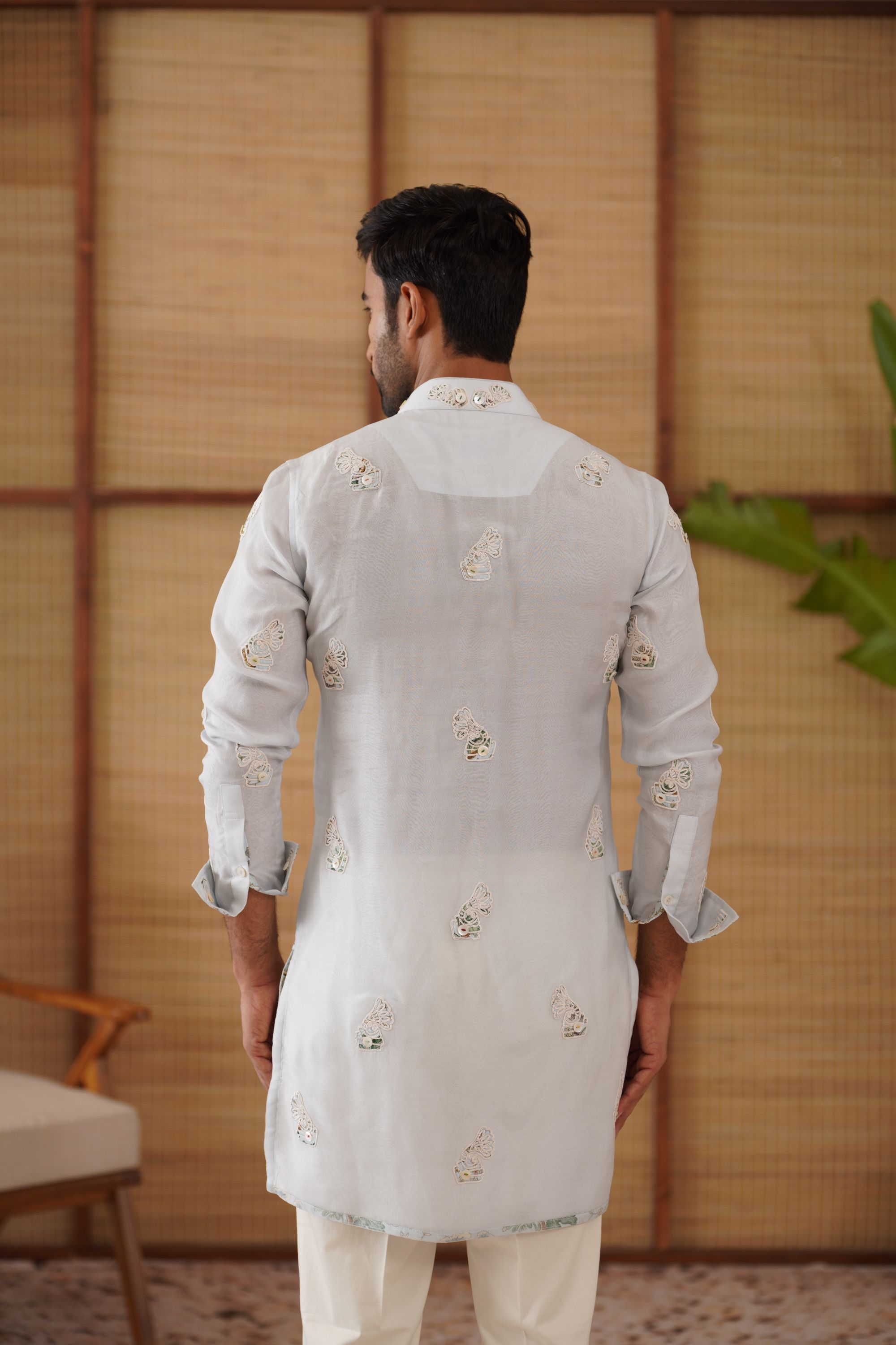 Gramophone Dori Kurta Set