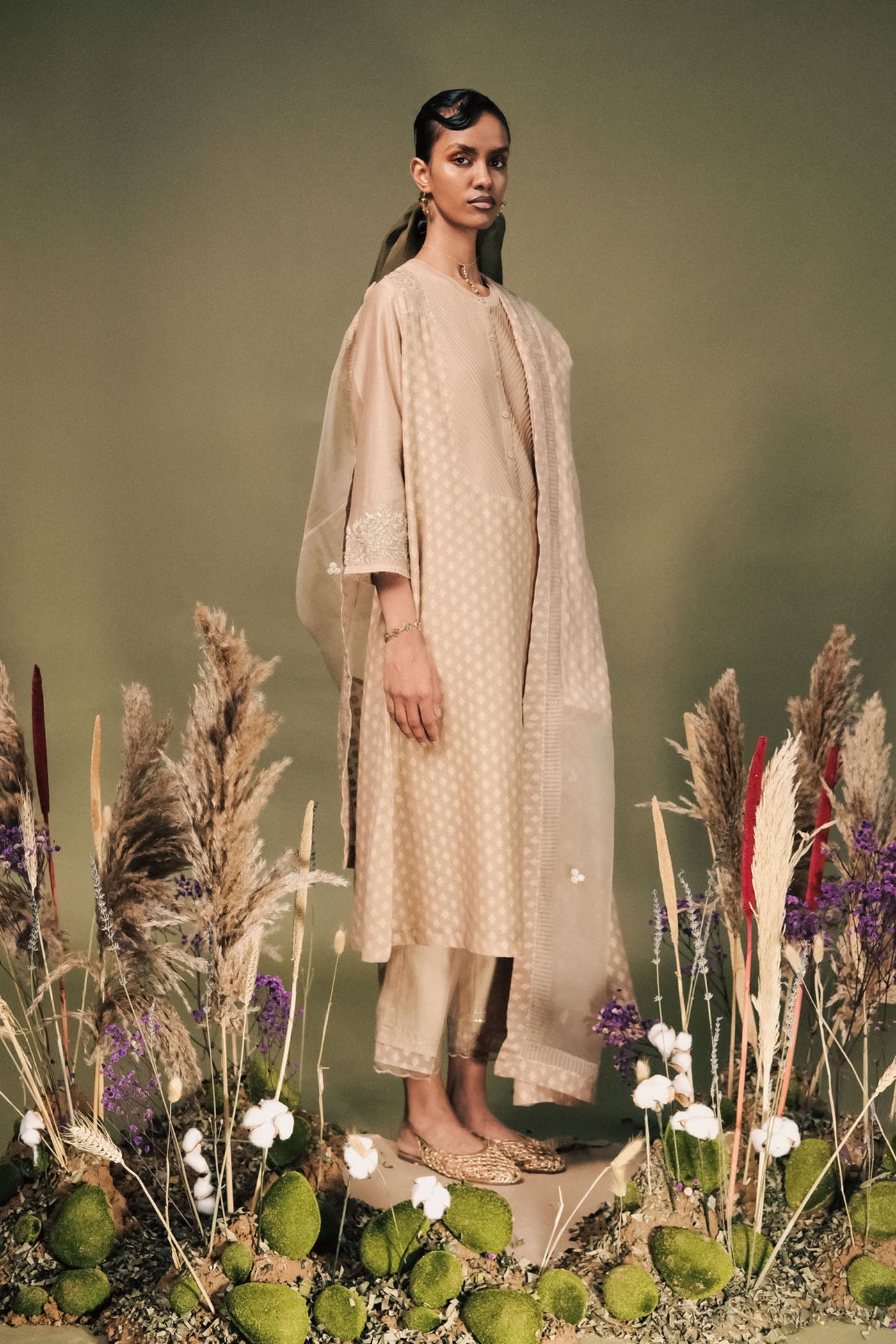 Elegant Beige Brocade Tunic Set: Gota Patti Embroidery, Silk Chanderi Fabric