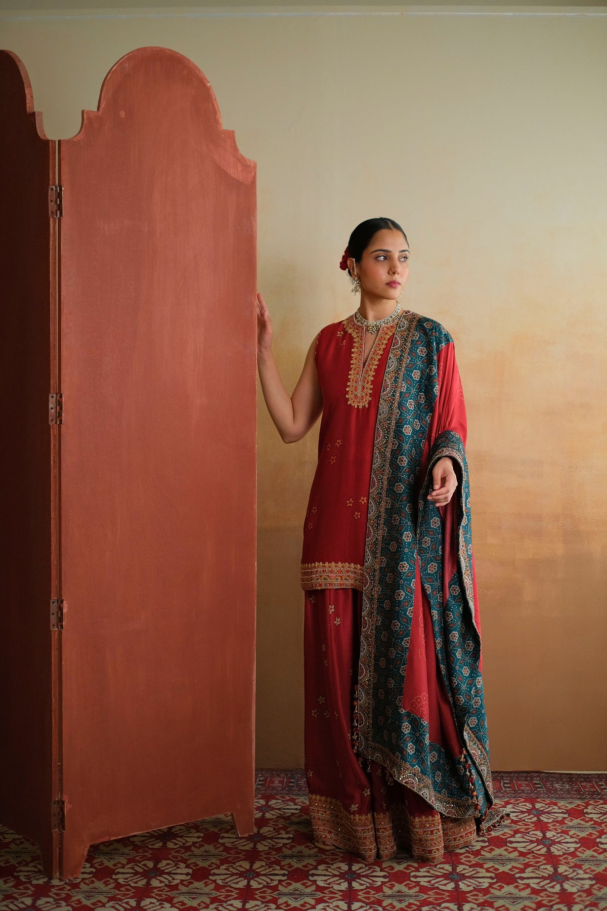 Aira Kurta Sharara