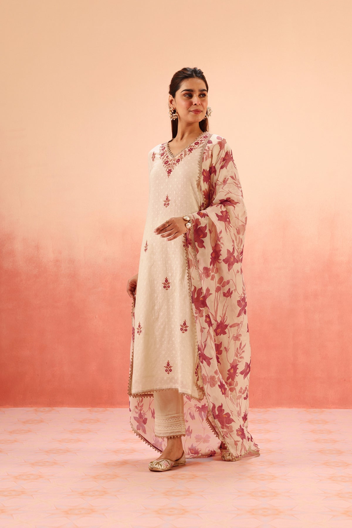 GULBANO BEIGE JACQUARD EMBROIDERED KURTA SET