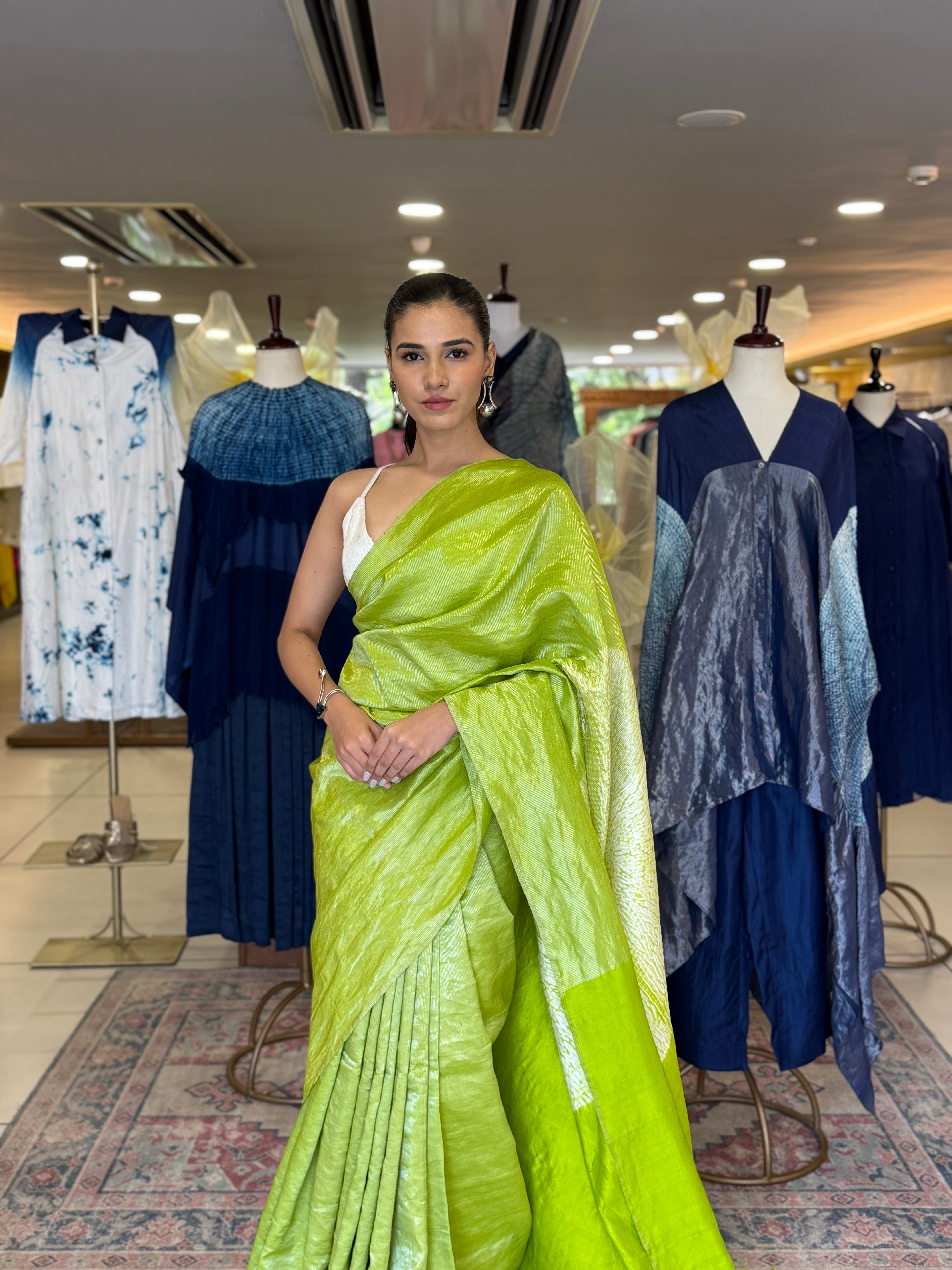 Handsfree Saree - Metallic Green