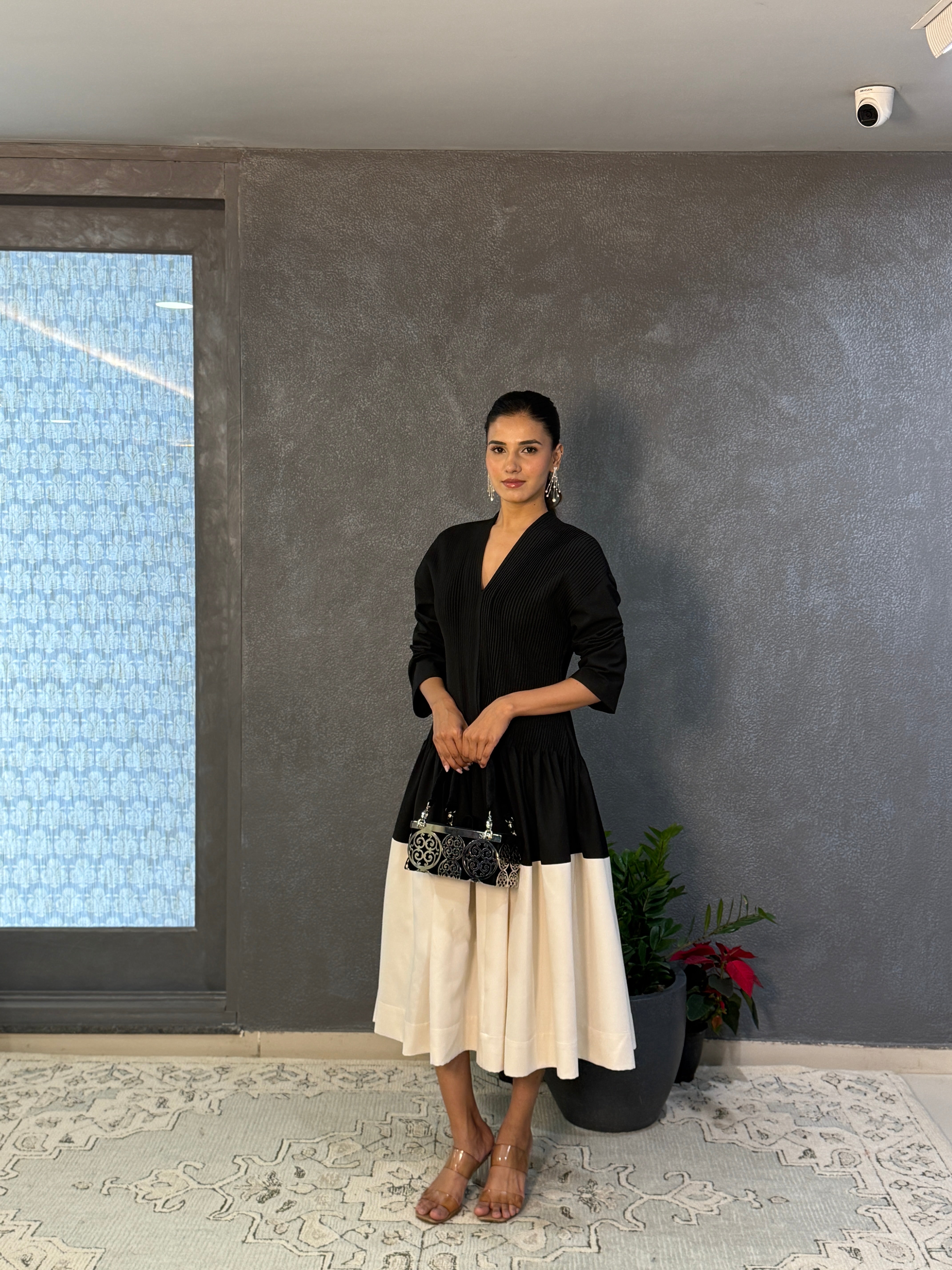 Contrast panelled dress