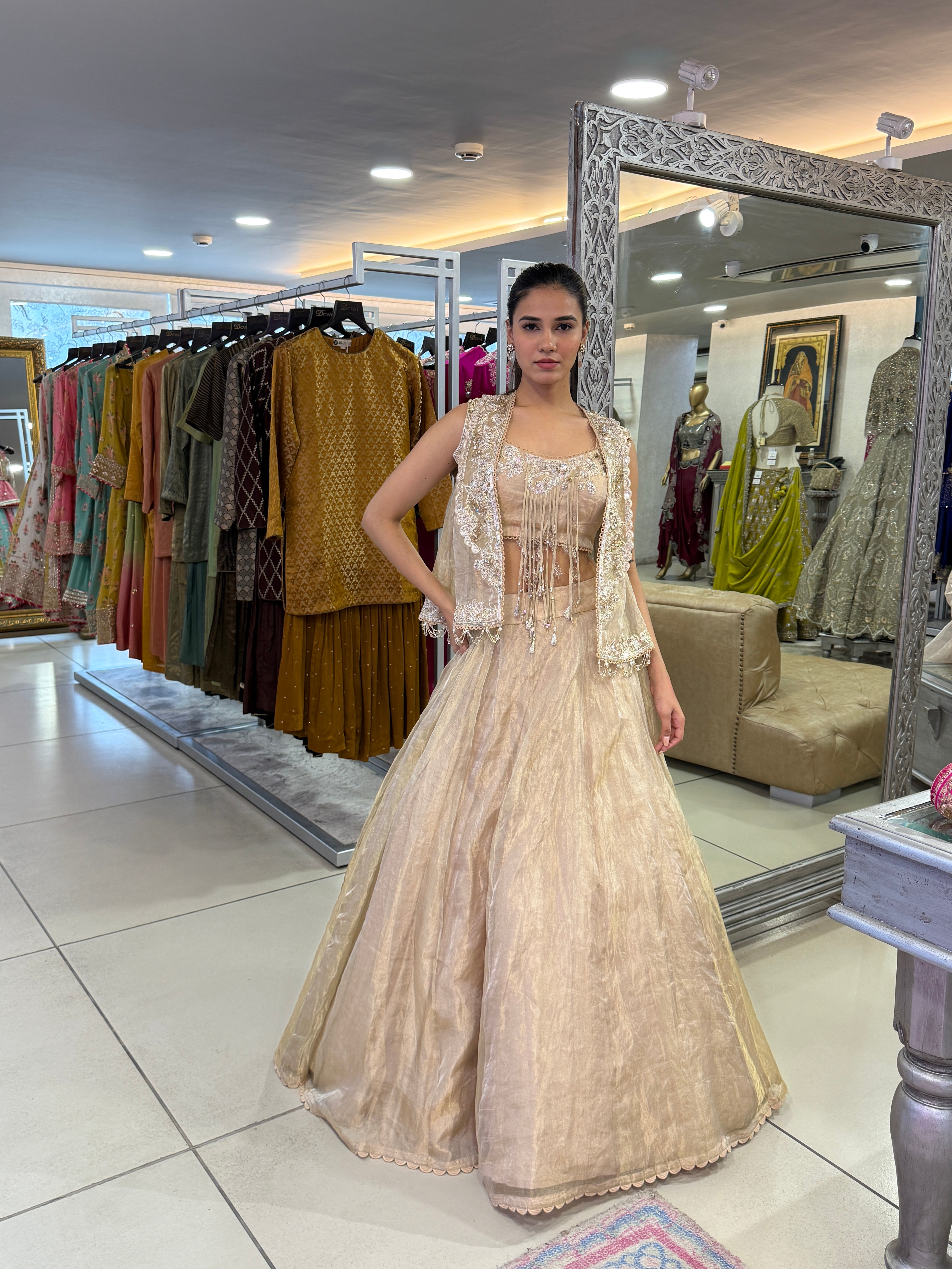Ruhani Lehenga Set