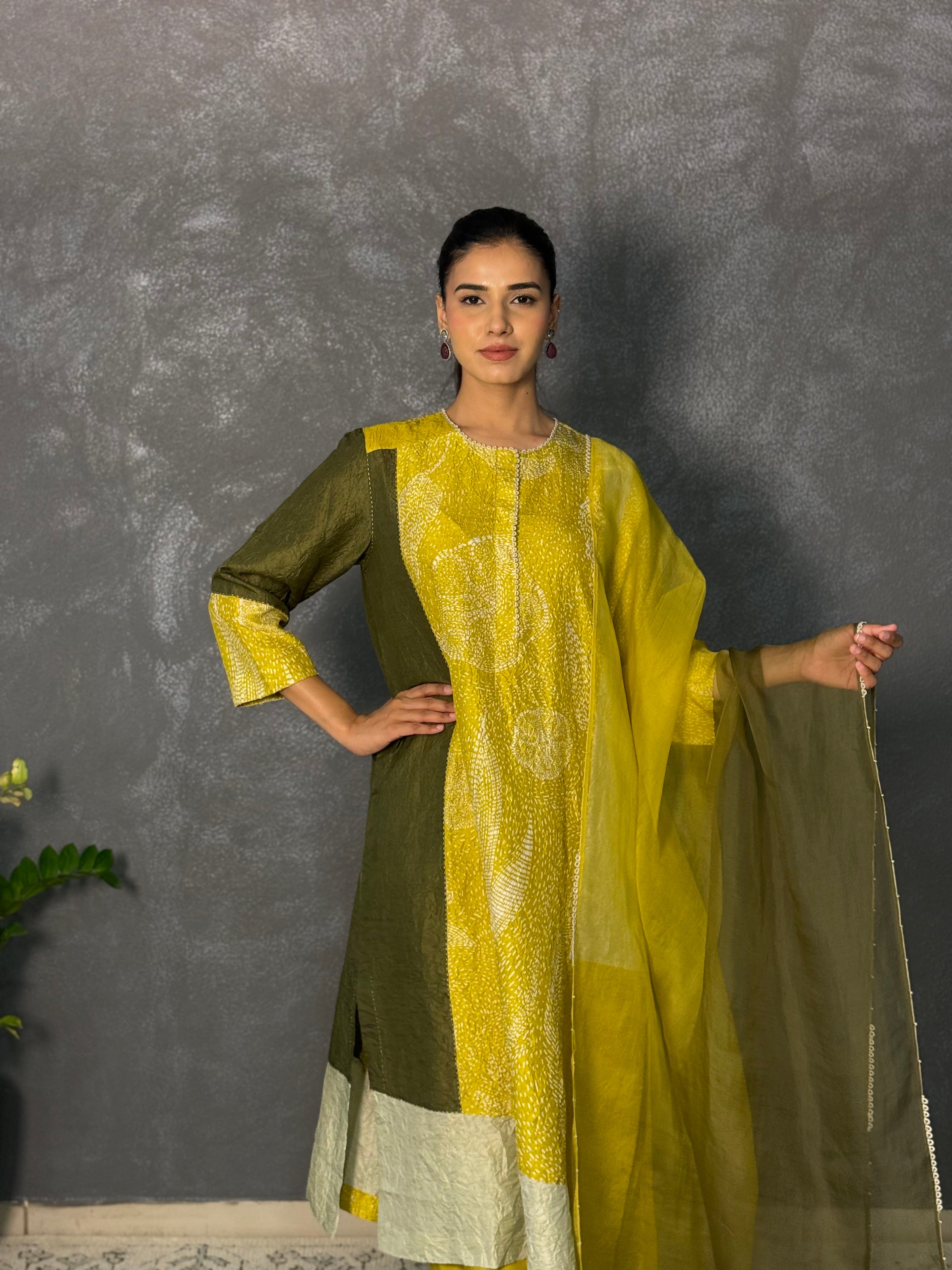 KANII-KURTA SET