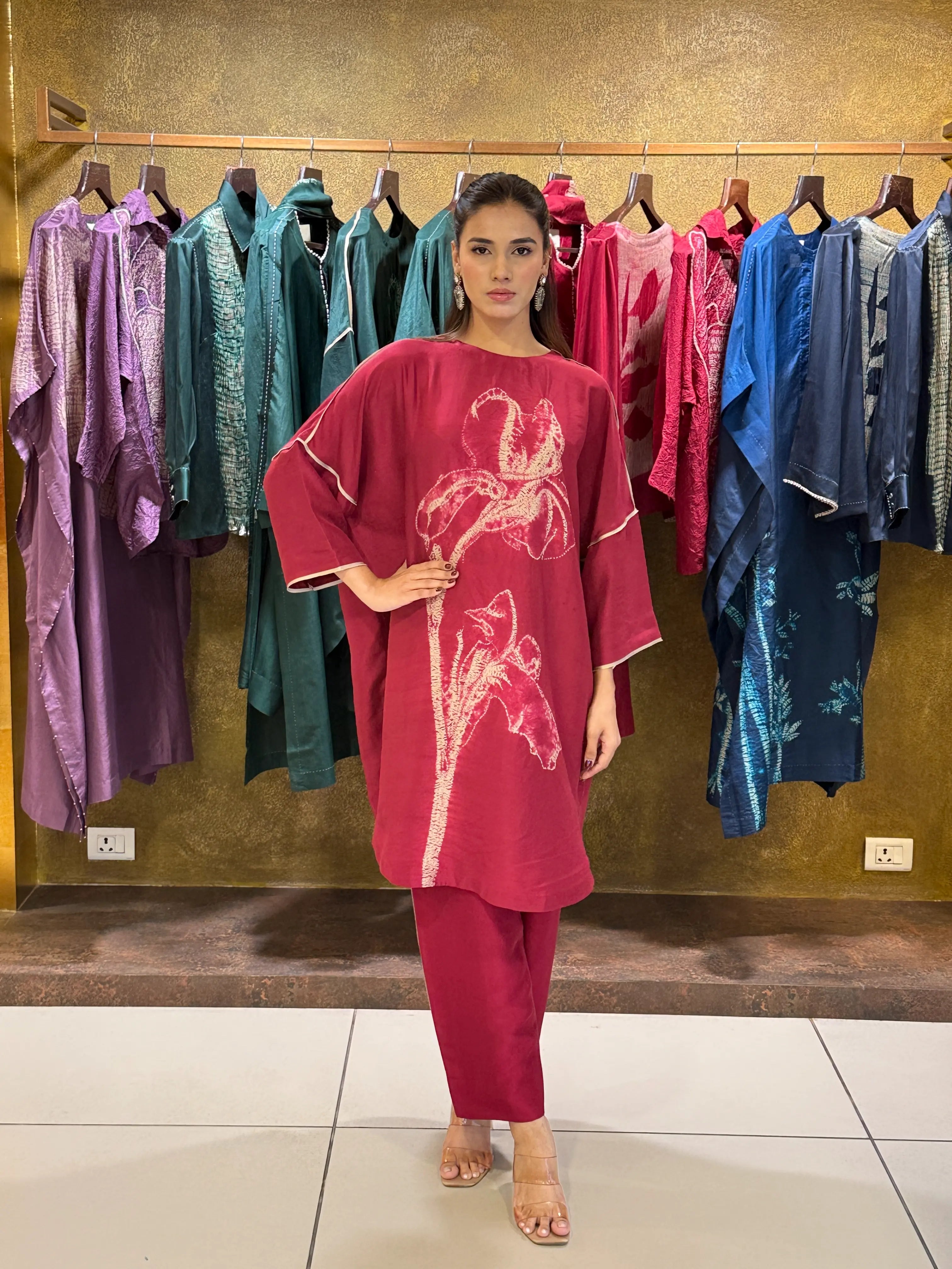 RED SILK SATIN SHIBORI PRINTED TUNIC SET