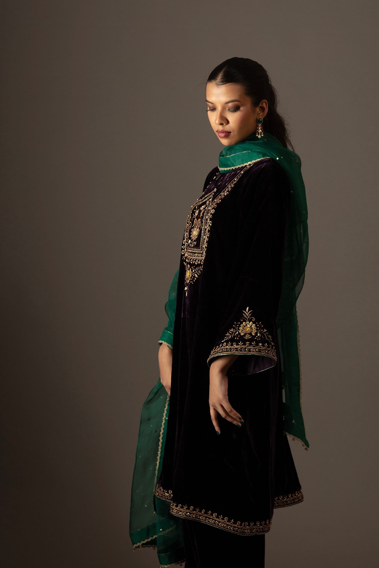 Naheed Velvet Kurta Set- Purple