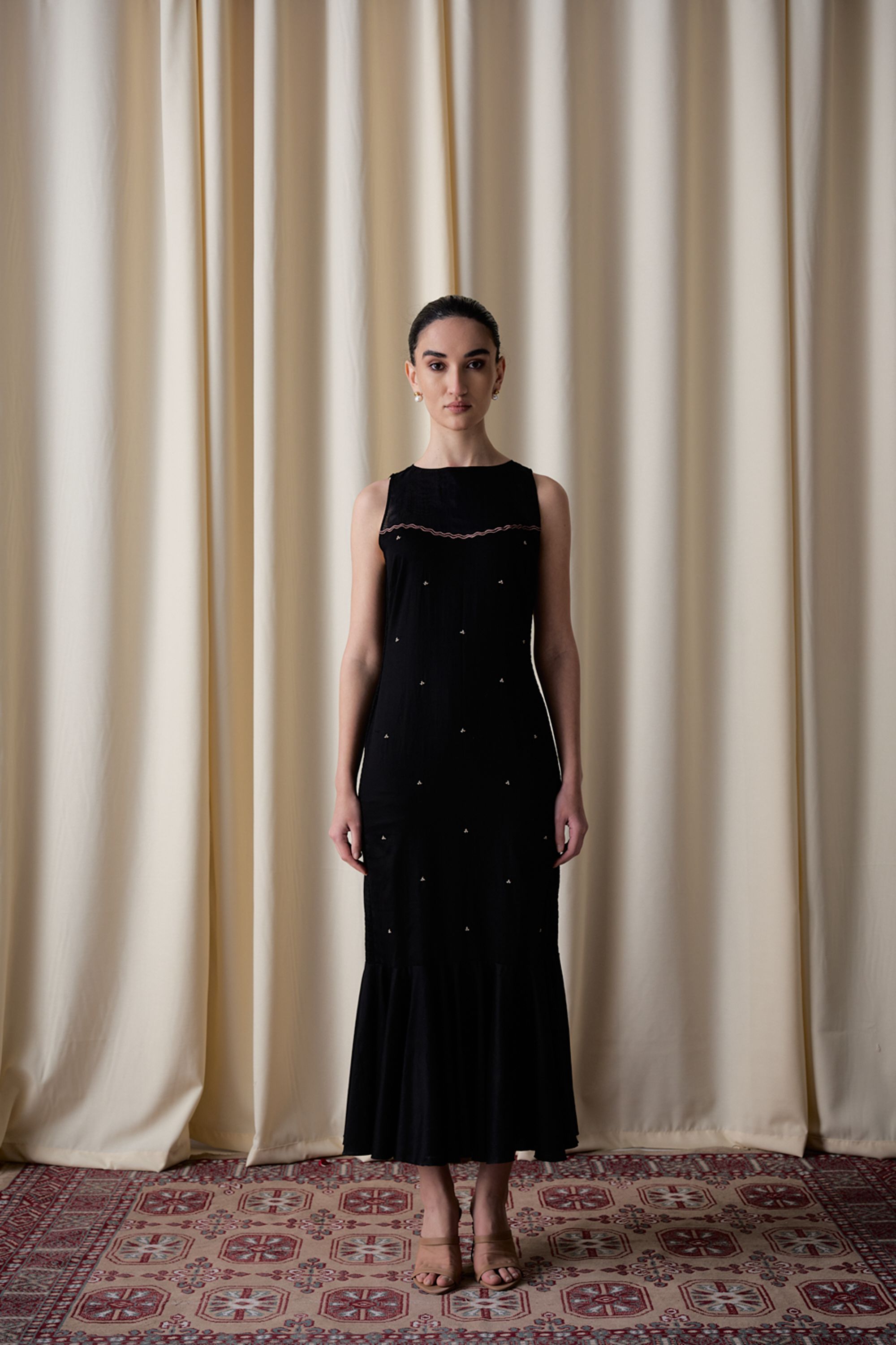 The Starry black dress