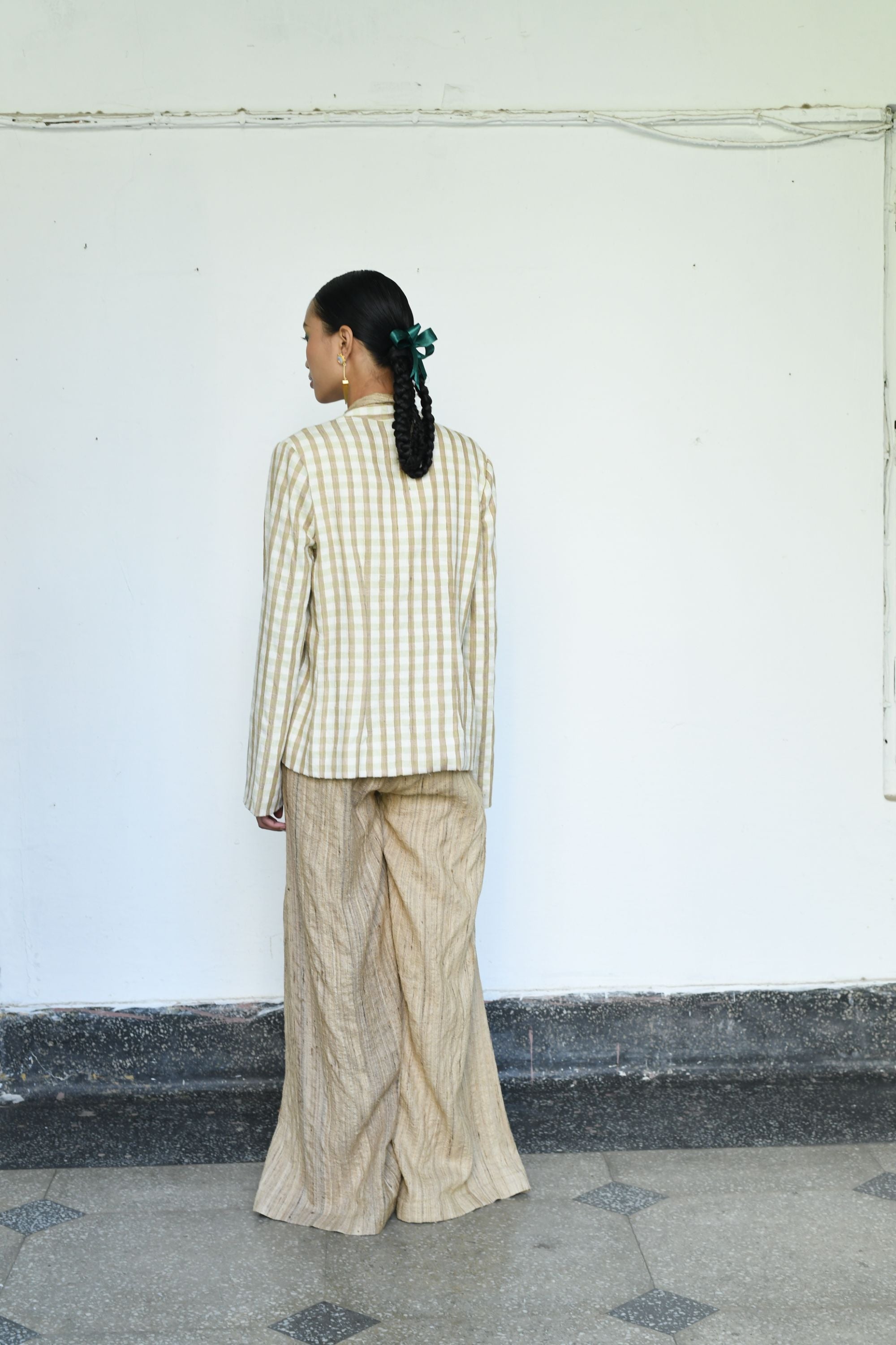 Elegant Linen Coat with Shawl Collar & Pleated Pants