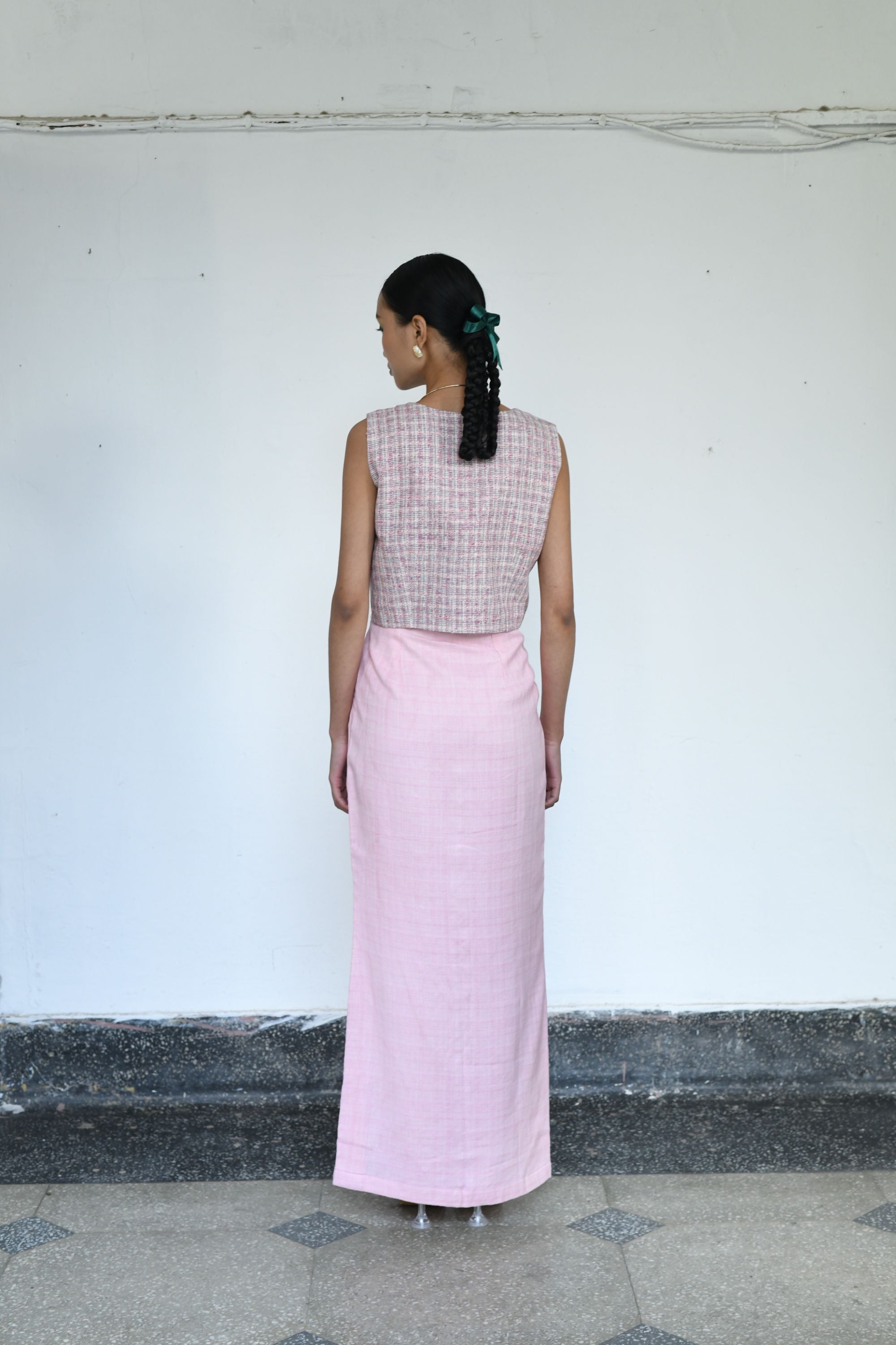 Textured Linen Jacket with Flamingo Pencil Skirt & Chic Slit