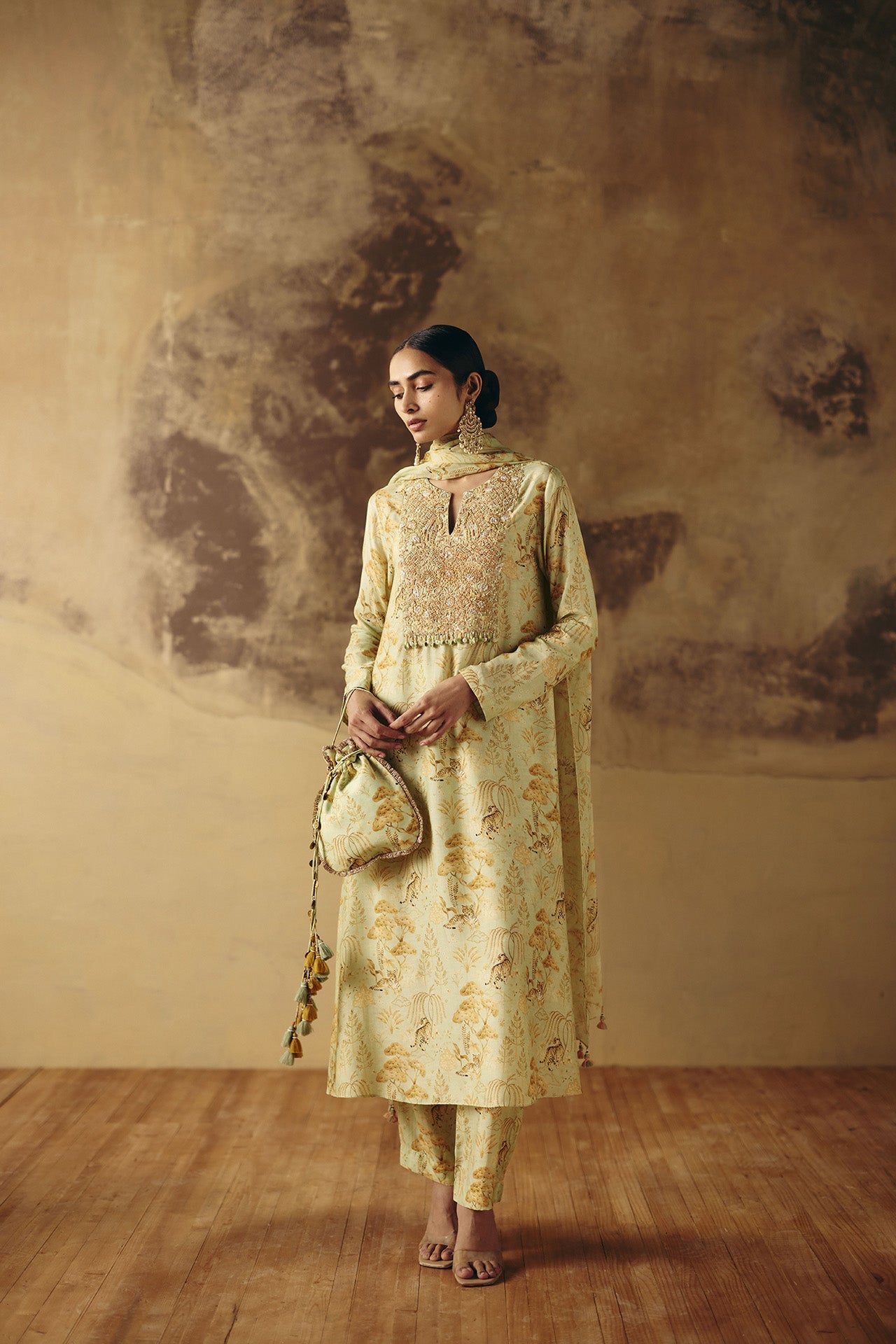 Gulzar Kurta