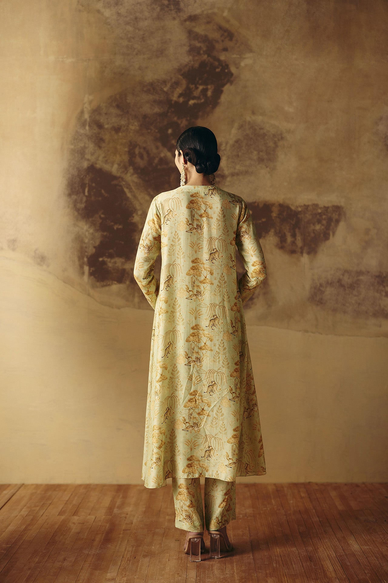 Gulzar Kurta