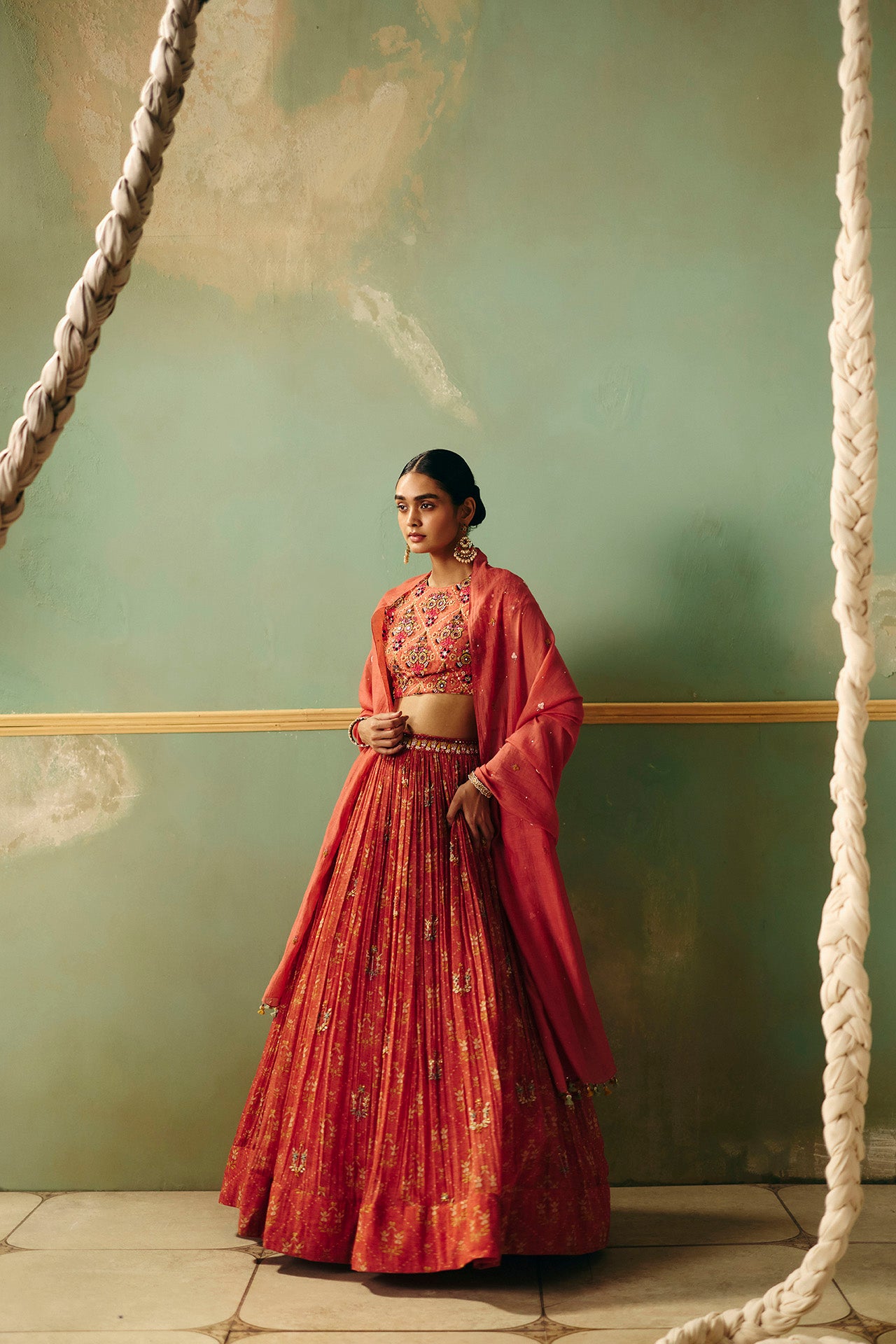 Nayab Lehenga