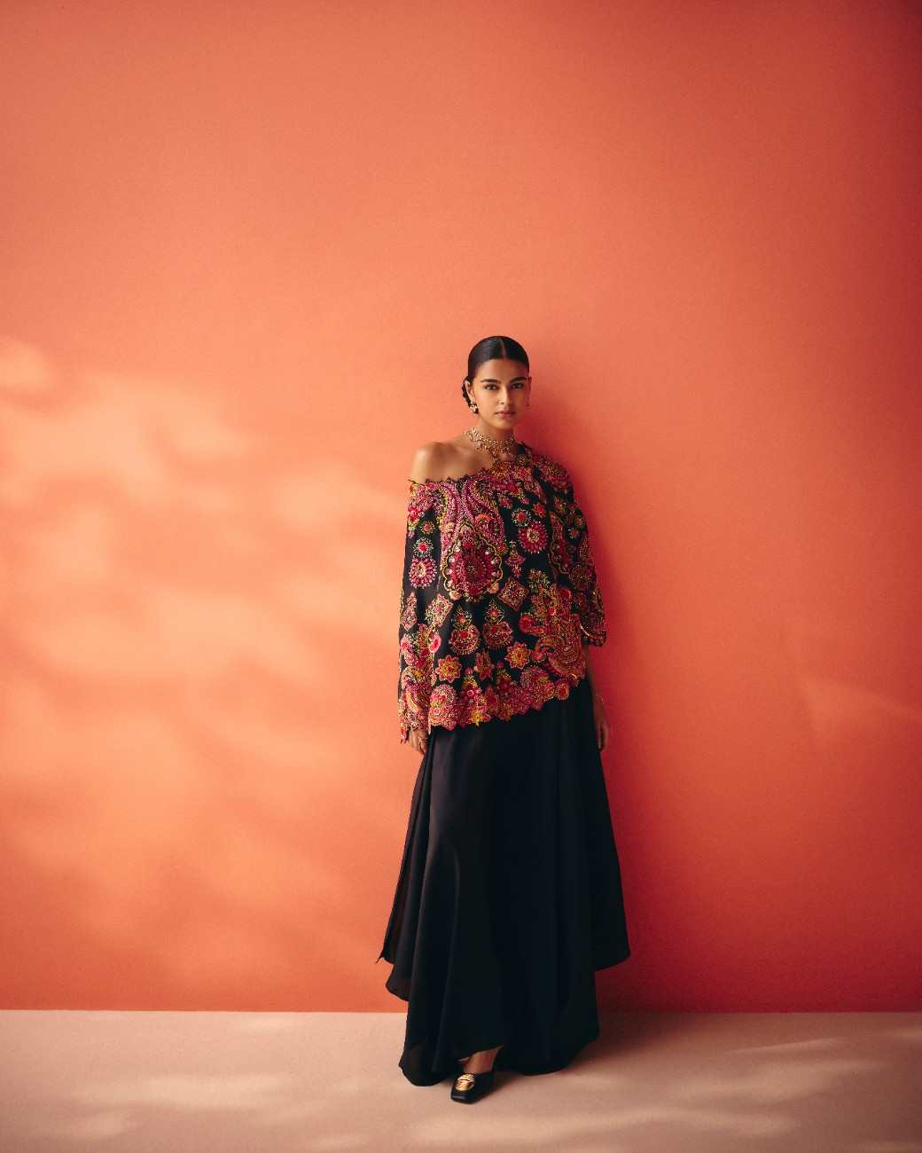 Pratha One Shoulder Cape Set