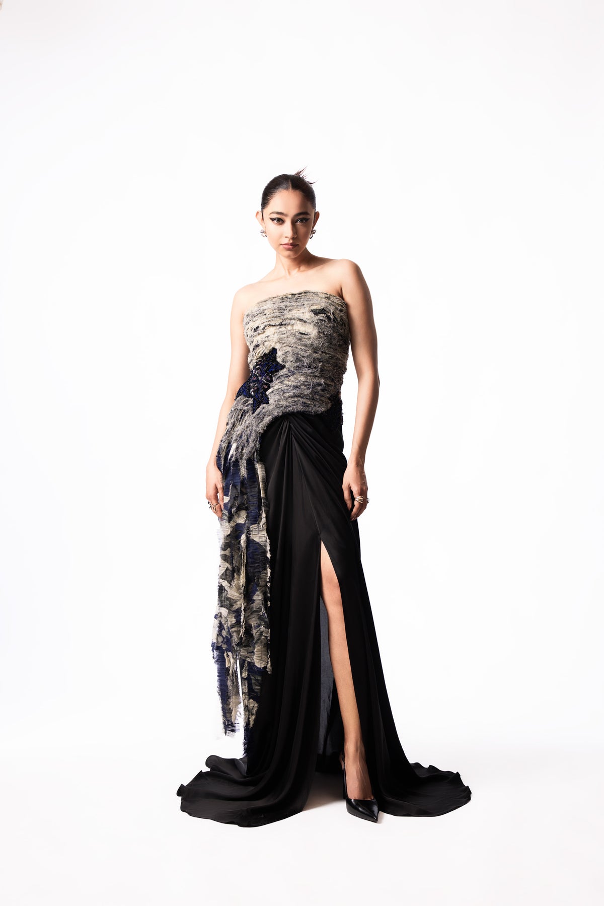 Off White Navy Printed Tube Fur Top Trail Skirt Set