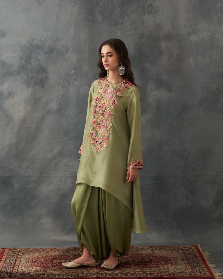 Velvet patchwork Festive pret diamond shaped kurta with draped skirt.