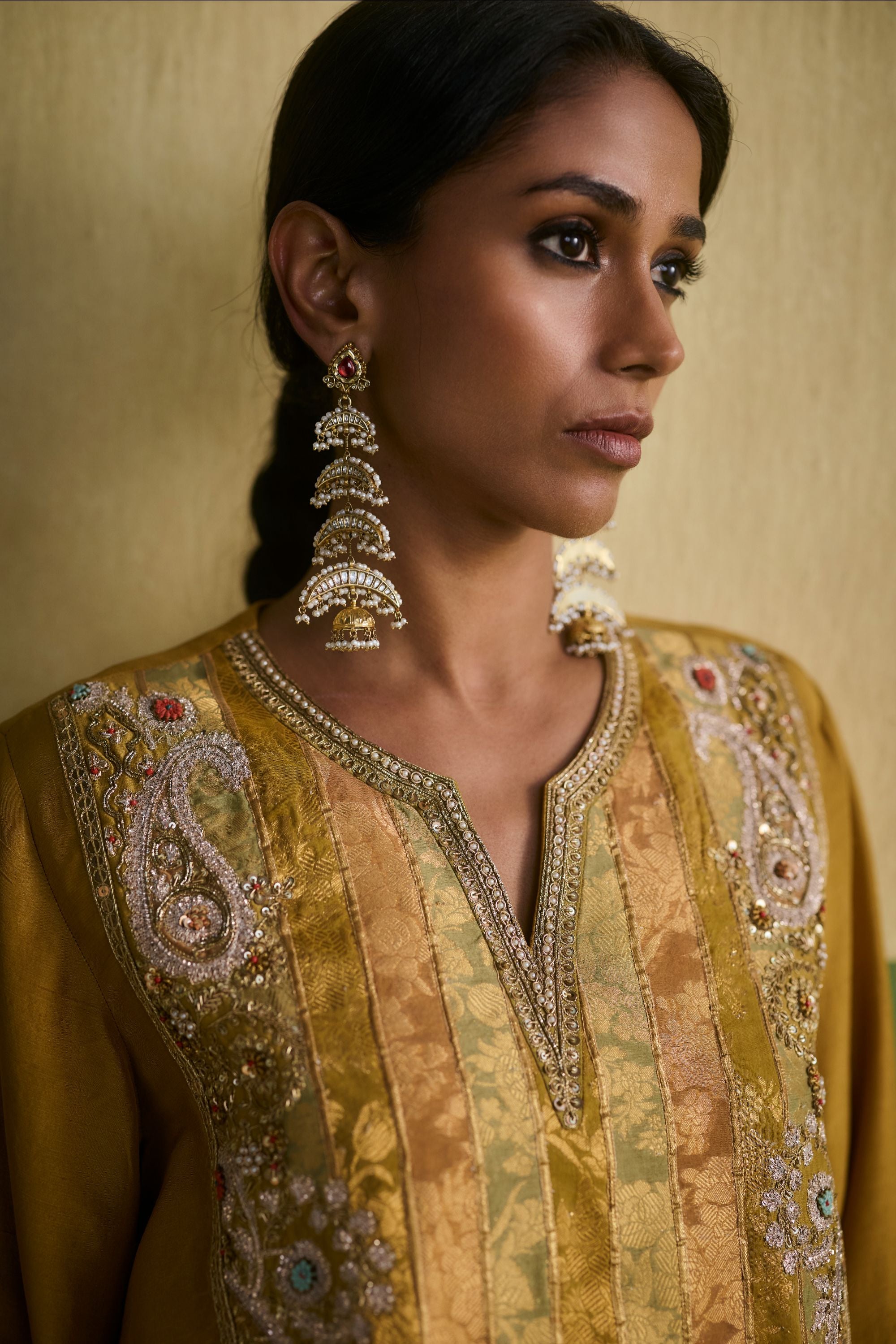 Mehndi Green Dupione Satin Kurta Set