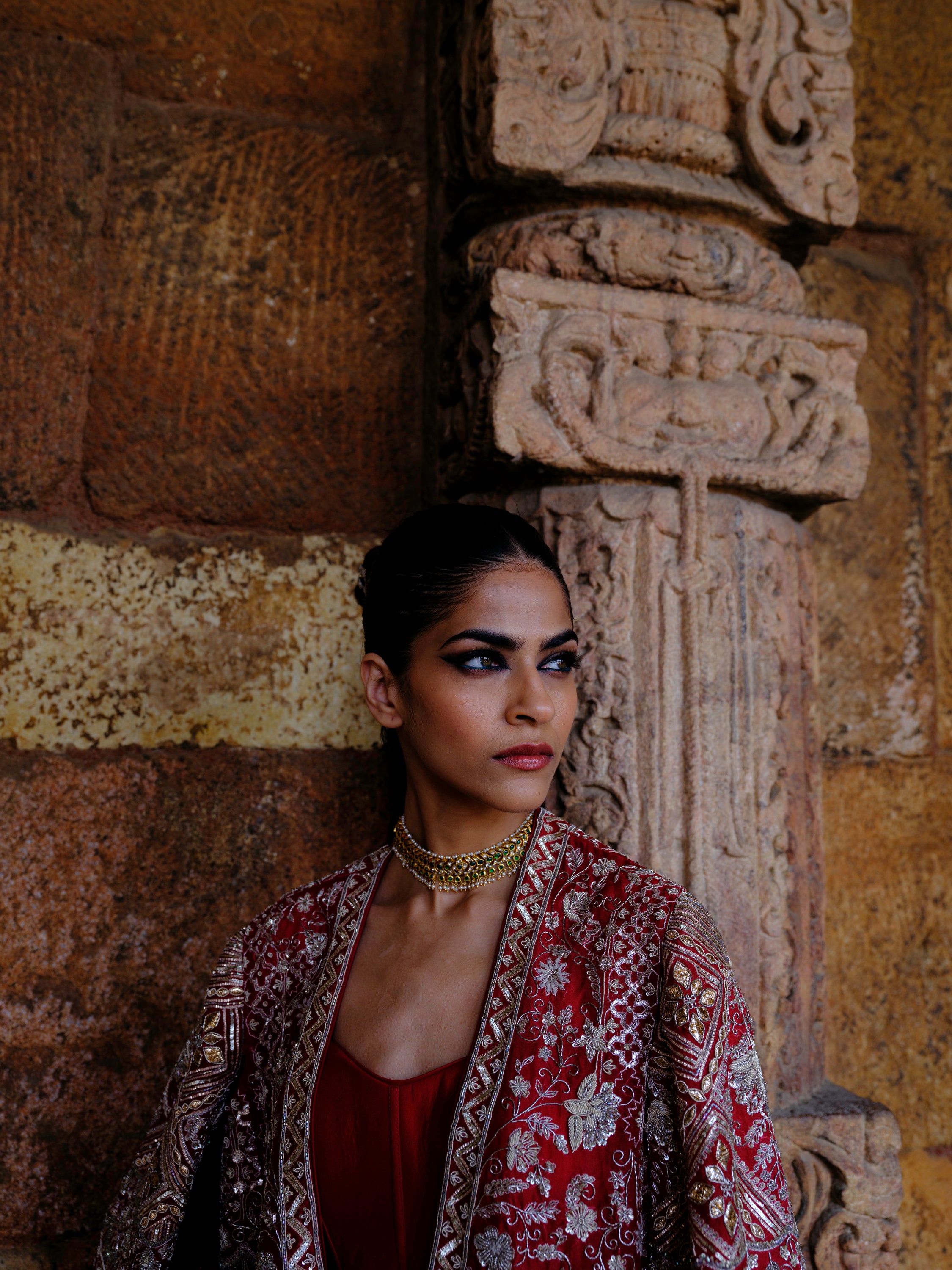 Featuring a plain jumpsuit in silk base.