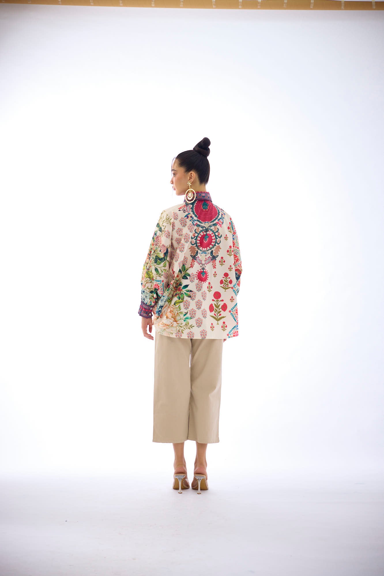 J'adore : Faiza - Ivory/Maroon